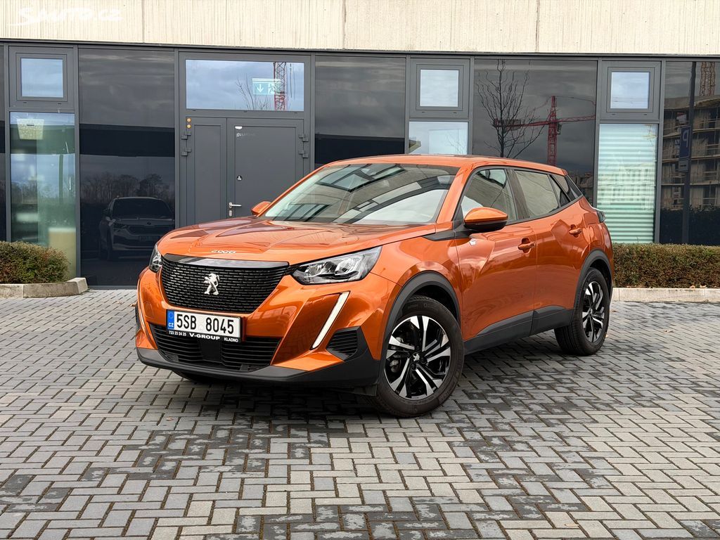 Peugeot 2008, 1.2 74 kW - fotka 2