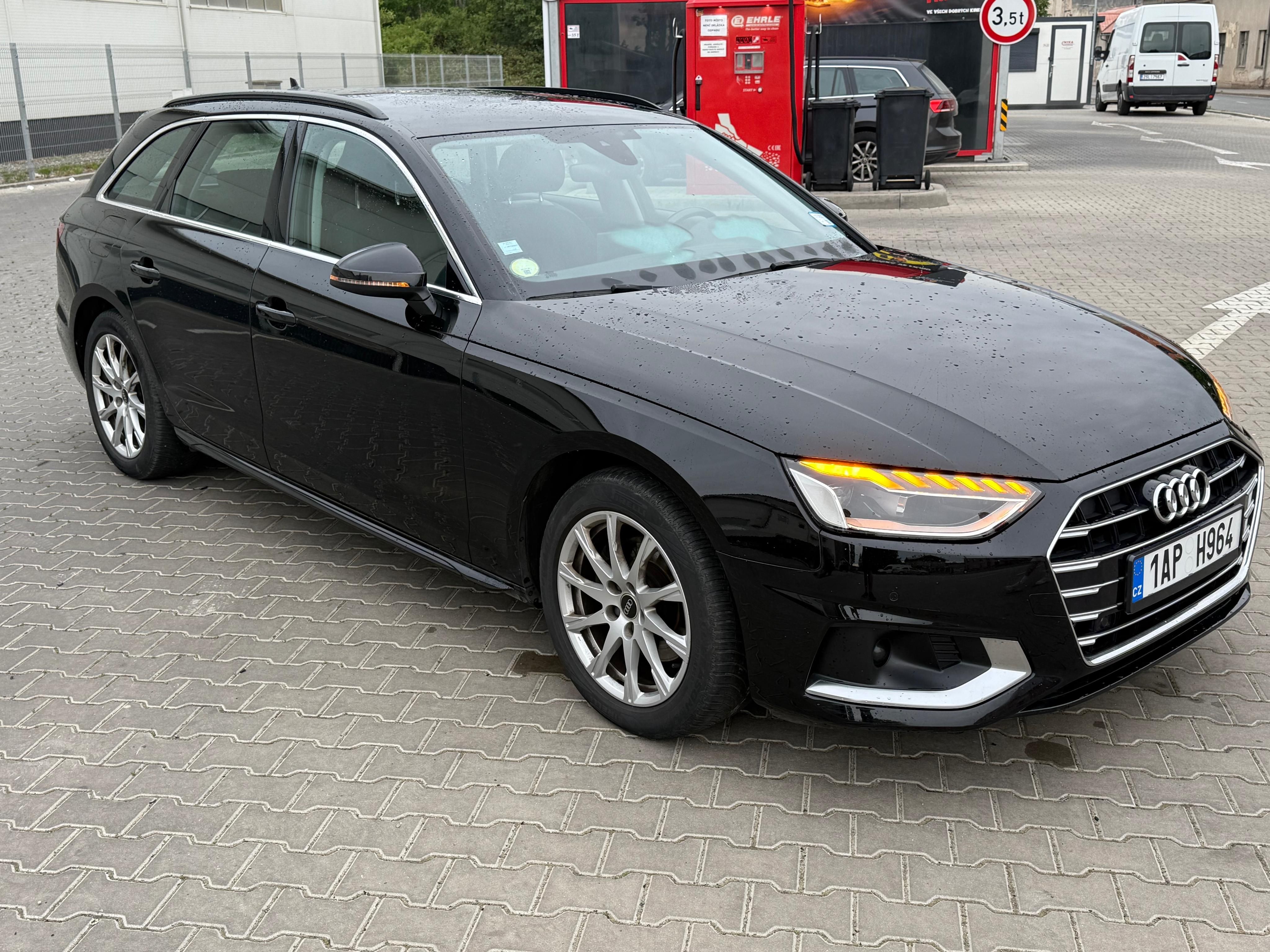 Audi A4, Audi A4 35D 2022rok. 120 kw - fotka 3