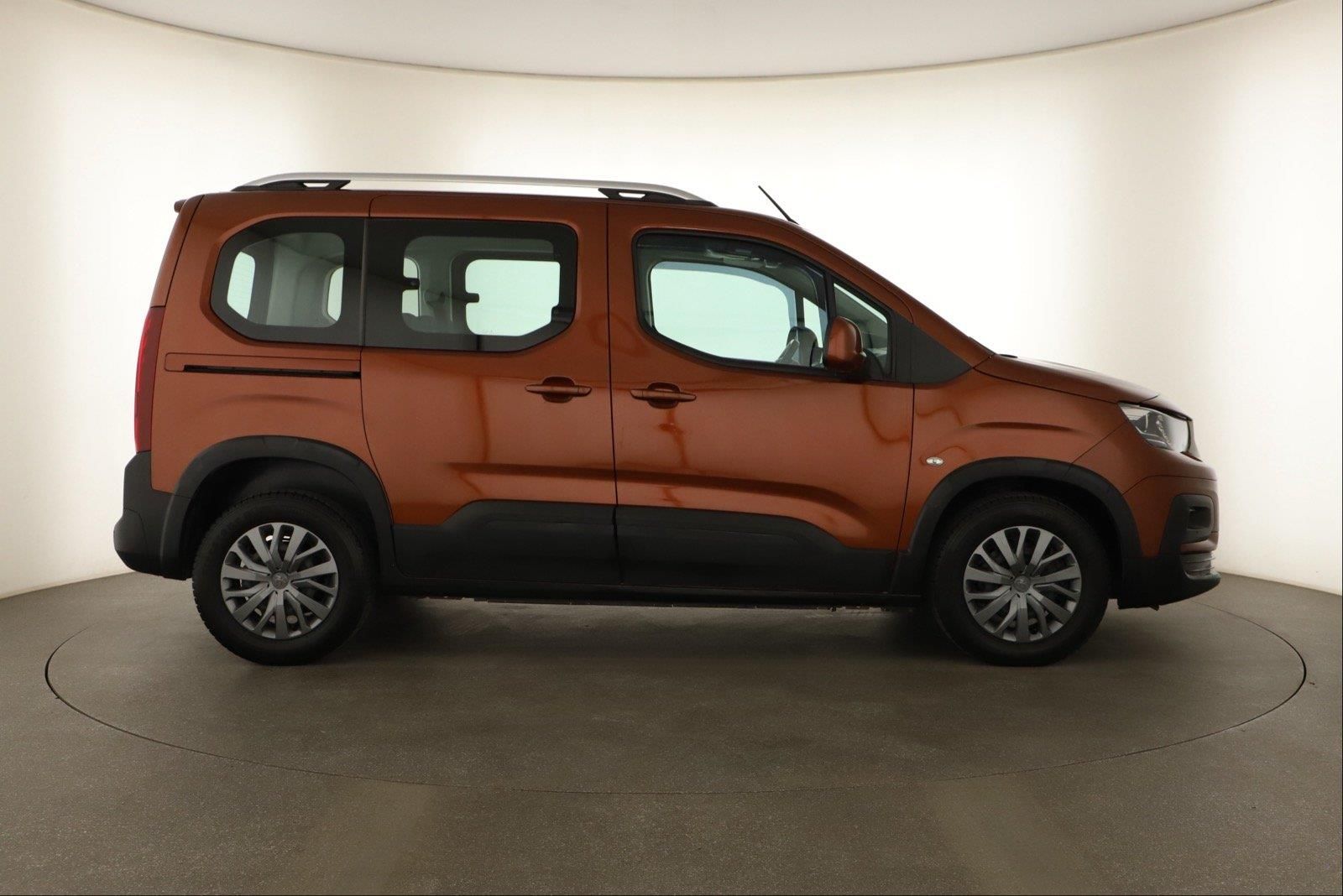 Peugeot Rifter, 1.5 BlueHDi, Allure, 5Míst - fotka 6