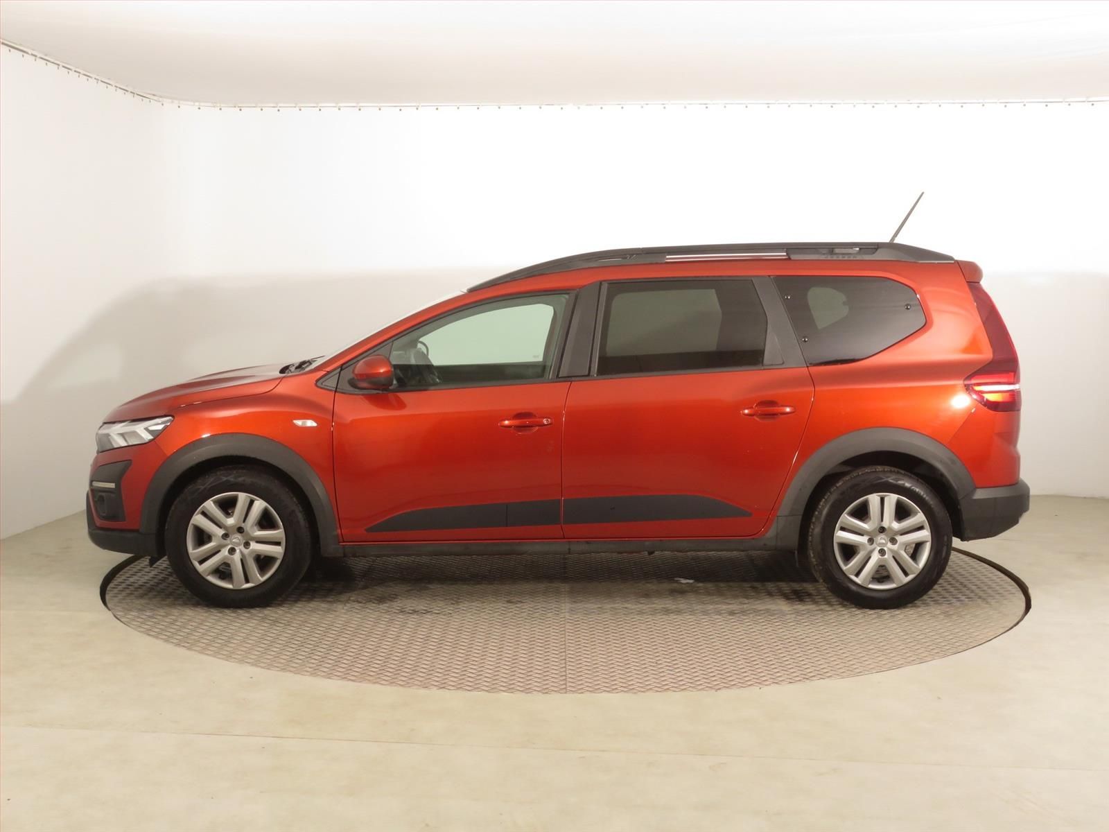Dacia Jogger, 1.0 TCe, 7 míst, Serv.kniha - fotka 3