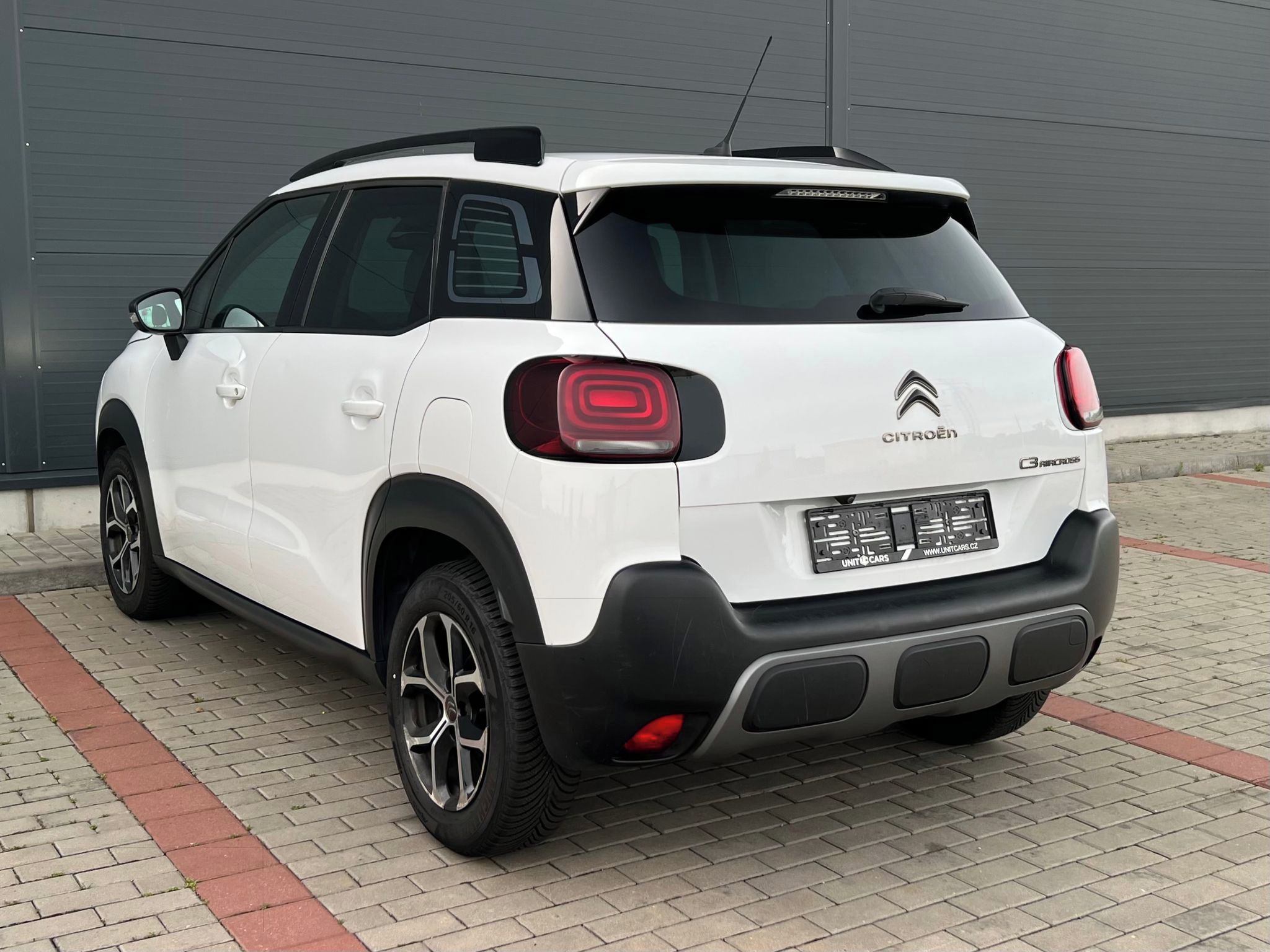 Citroën C3 Aircross, 1.2 PureTech-ALU-P-KAMERA - fotka 6