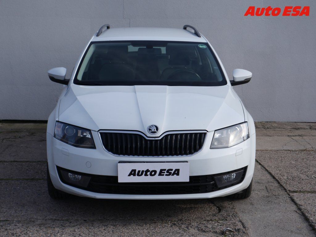 Škoda Octavia, 1.6 TDi 4x4,ČR,Ambition - fotka 2