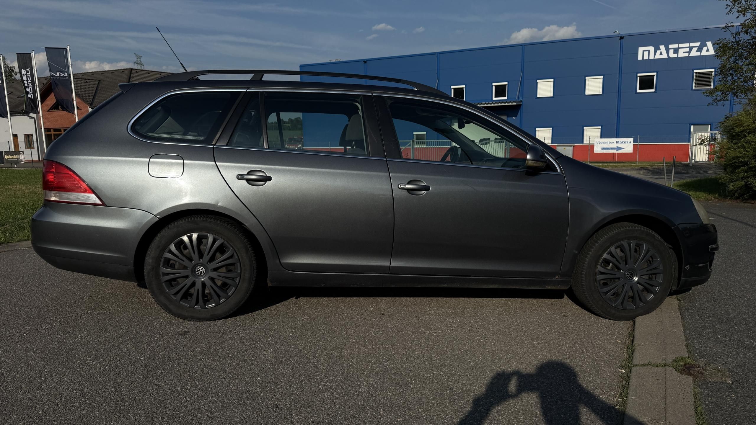 Volkswagen Golf Variant, 2.0TDI DSG 103KW - fotka 6