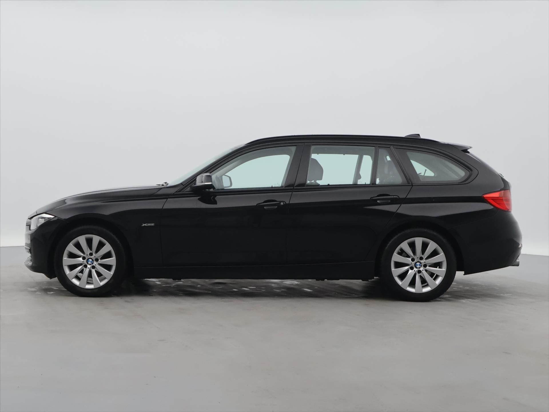 BMW Řada 3, 2,0 D 105KW XDRIVE - fotka 4