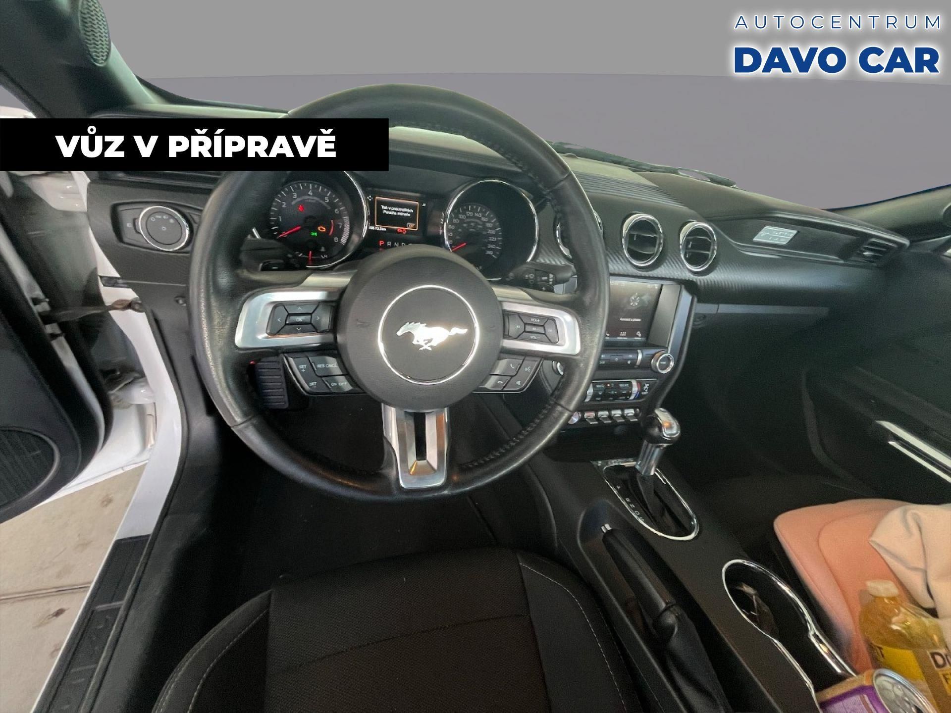 Ford Mustang, 3,7 L V6 223kW Cabrio DPH - fotka 5