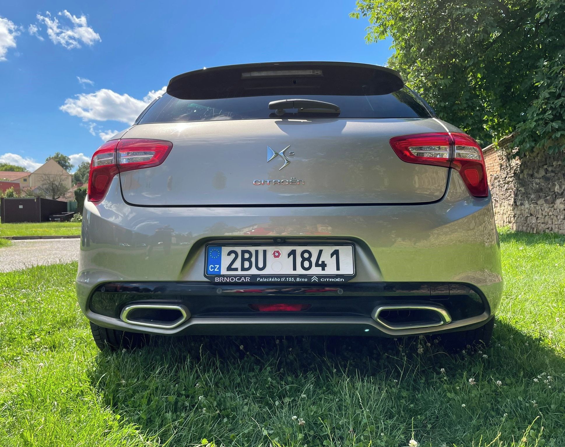 Citroën DS5, 2.0 HDi, 120 kW, manuál - fotka 5