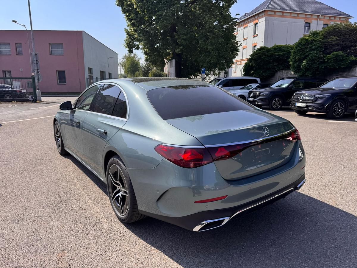 Mercedes-Benz Třídy E, E 450 d 4MATIC - fotka 5