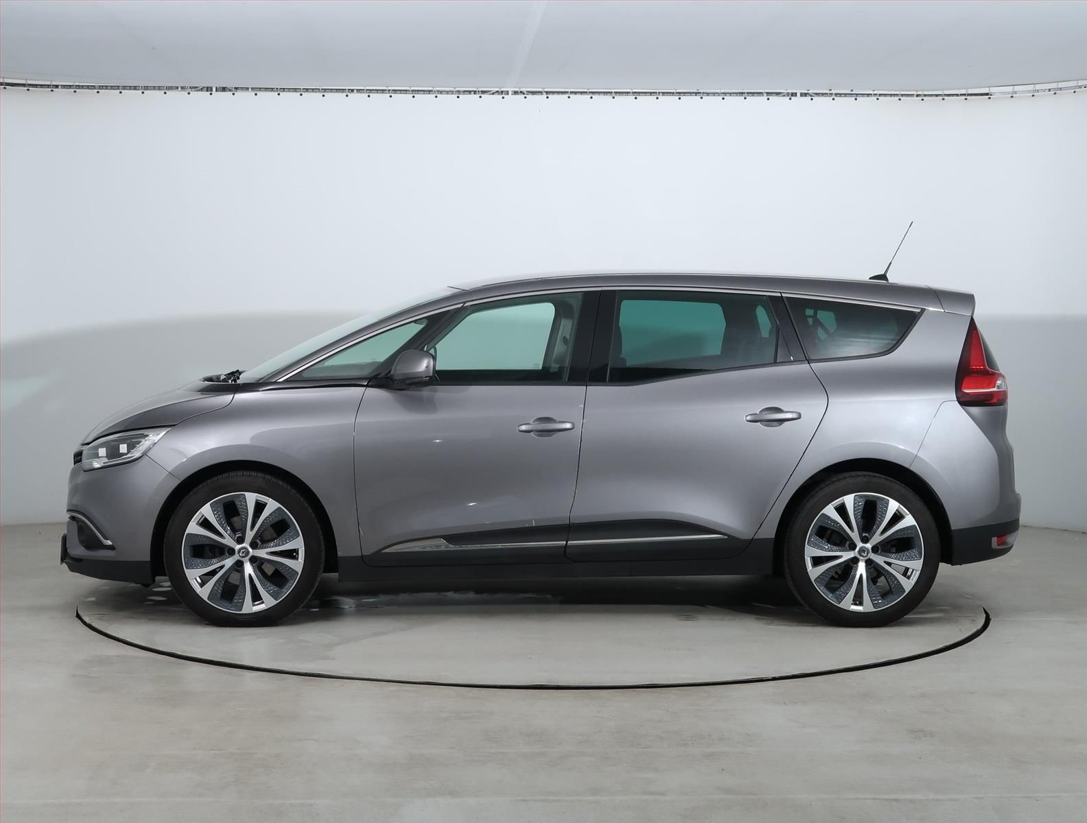 Renault Grand Scénic, 1.7 Blue dCi, Kůže, Navi - fotka 3