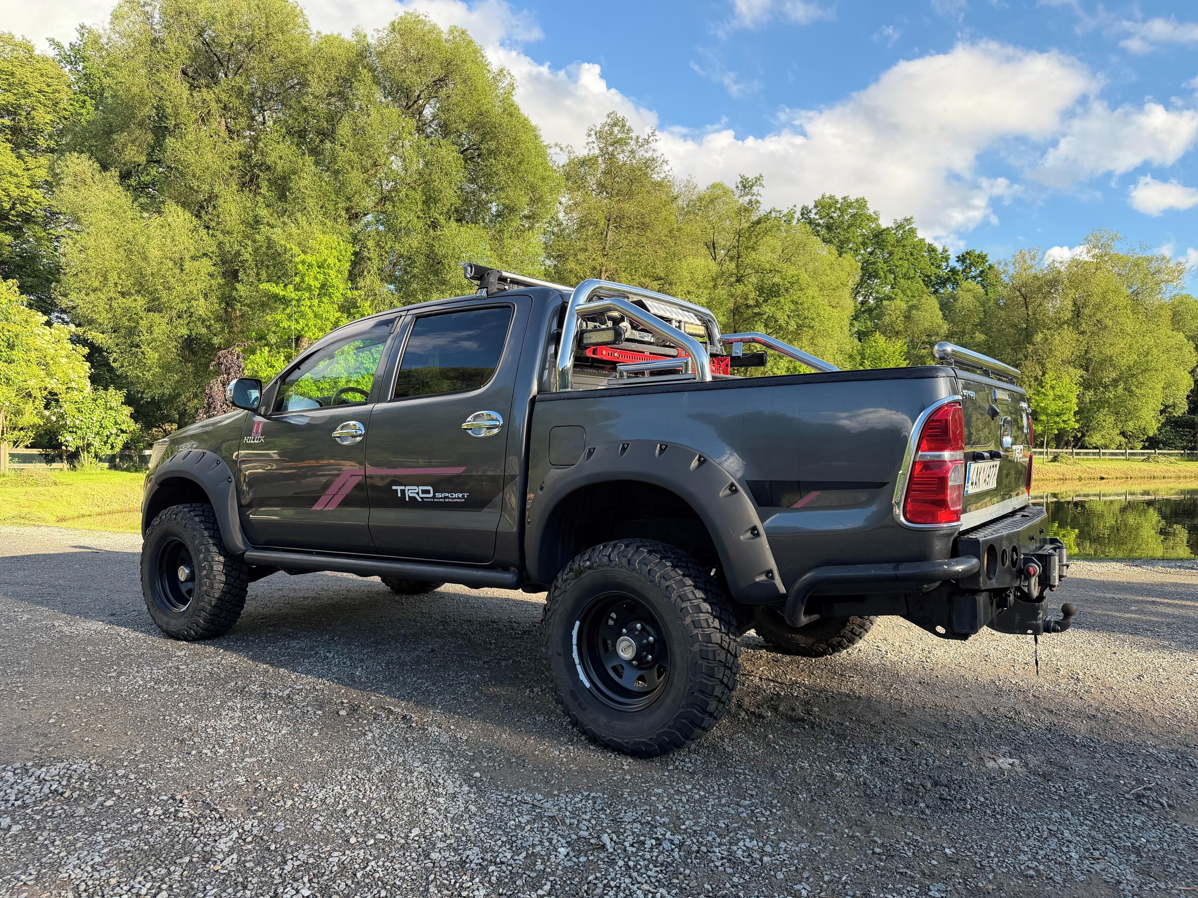 Toyota Hilux, 2.4 , OFFROAD - fotka 5