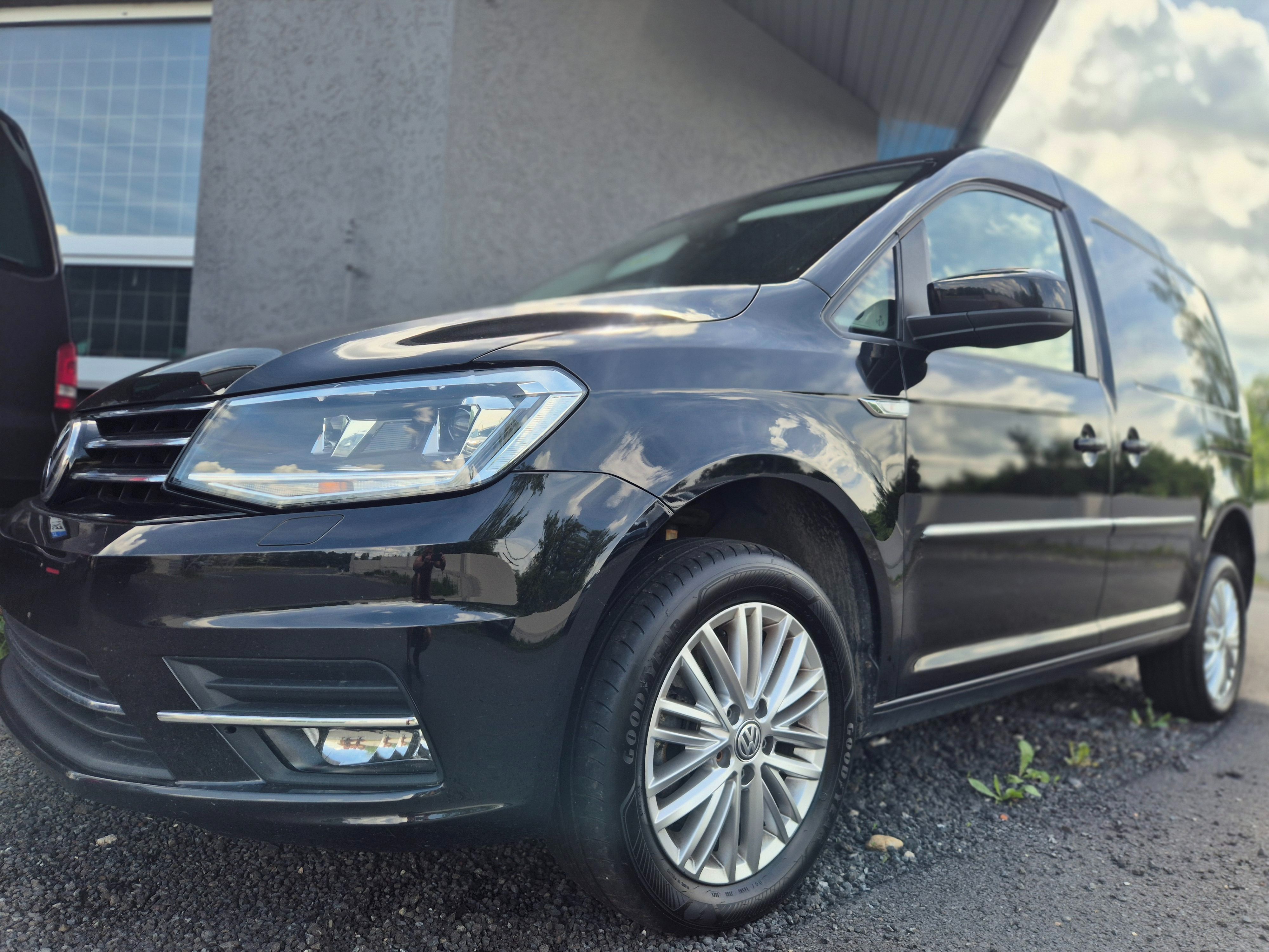 Volkswagen Caddy, 4x4 Rok ZÁRUKA manuál