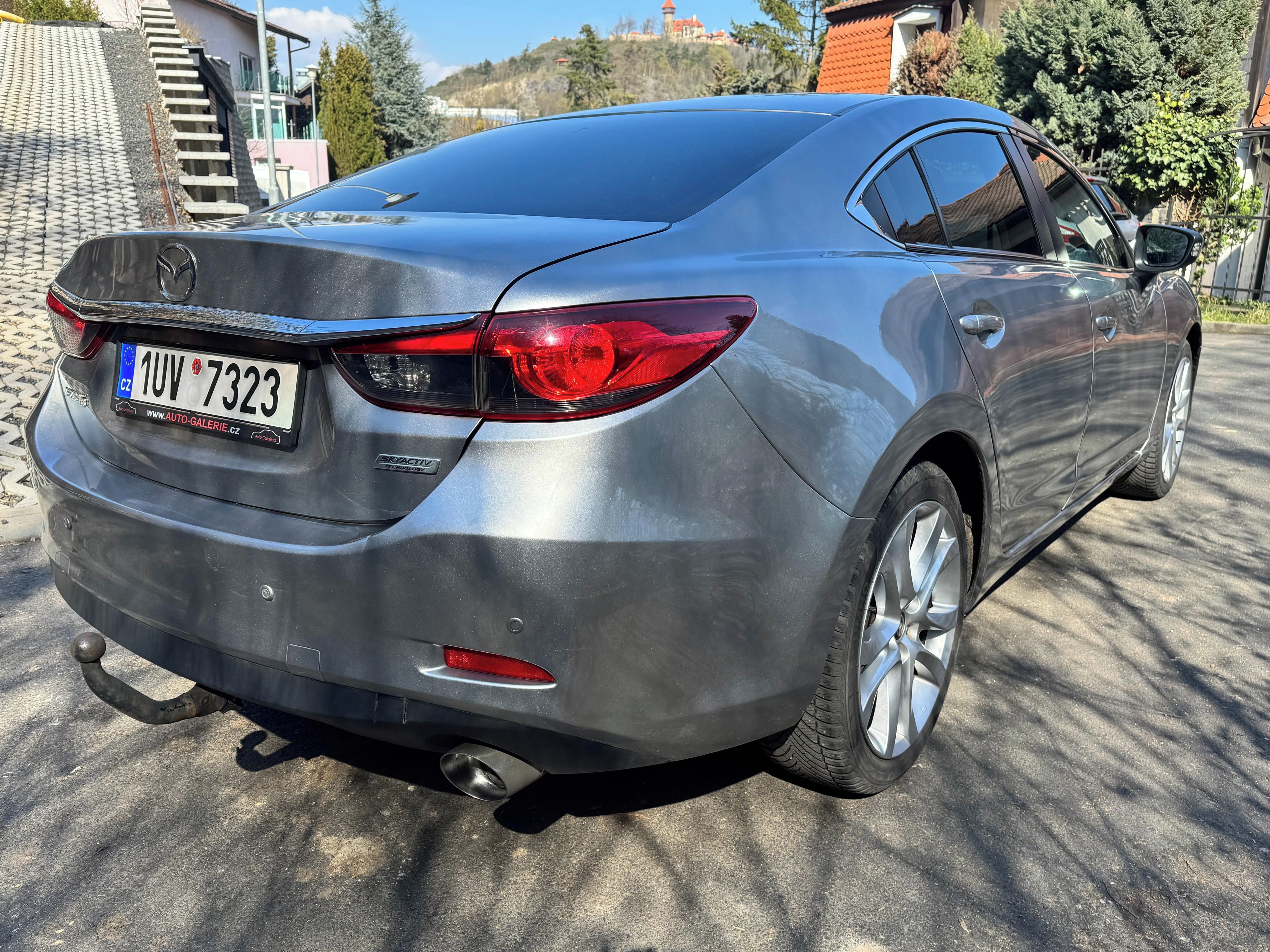 Mazda 6, 2.0i 121KW, automat, sedan - fotka 6