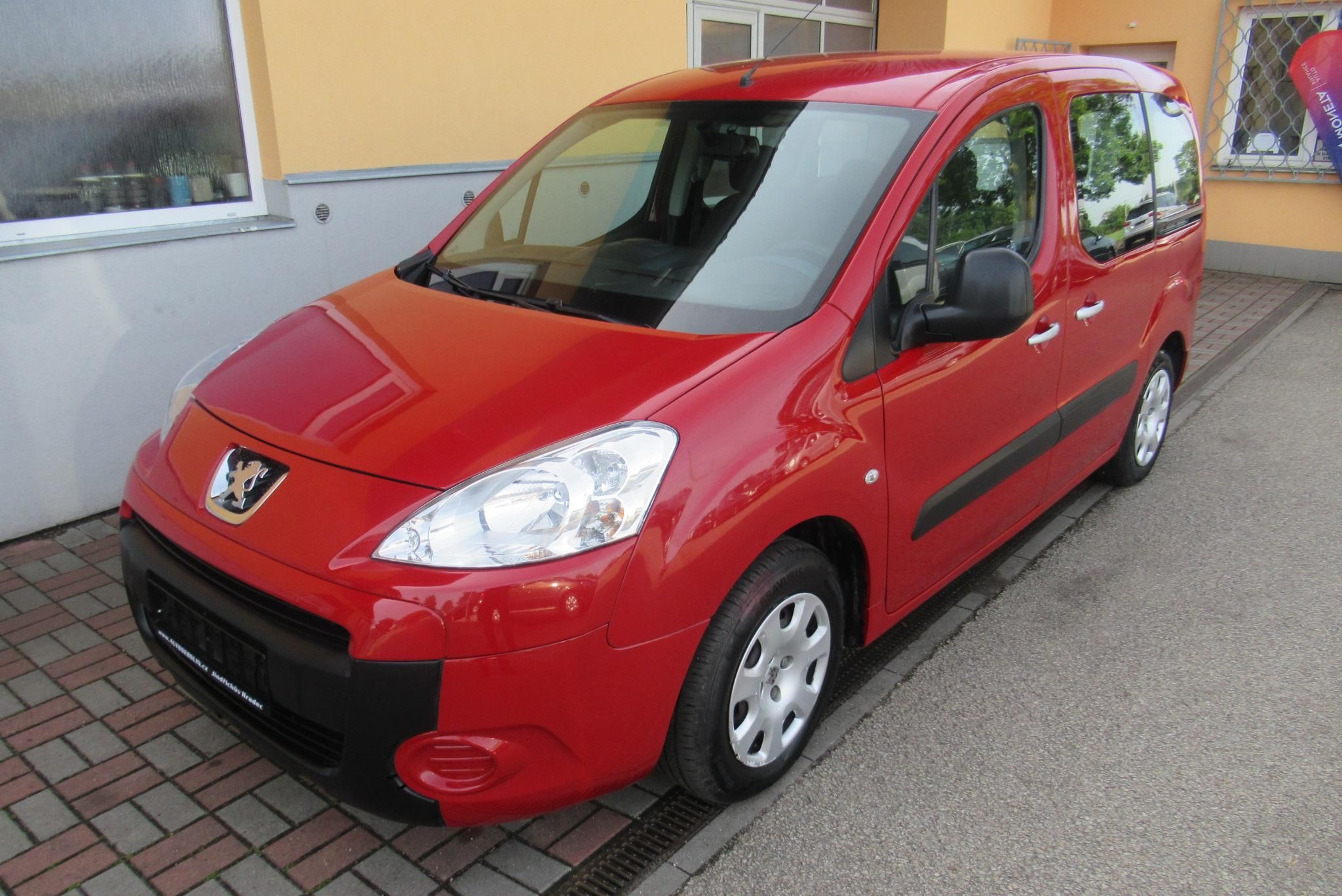 Peugeot Partner, 1.6 HDi  KLIMA  TAŽNÉ - fotka 6