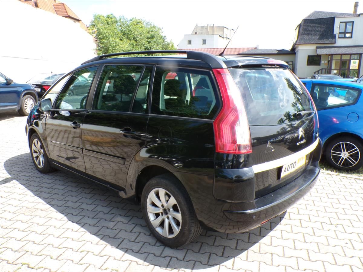 Citroën C4 Picasso, 1,6 HDi  7.MÍST - fotka 6