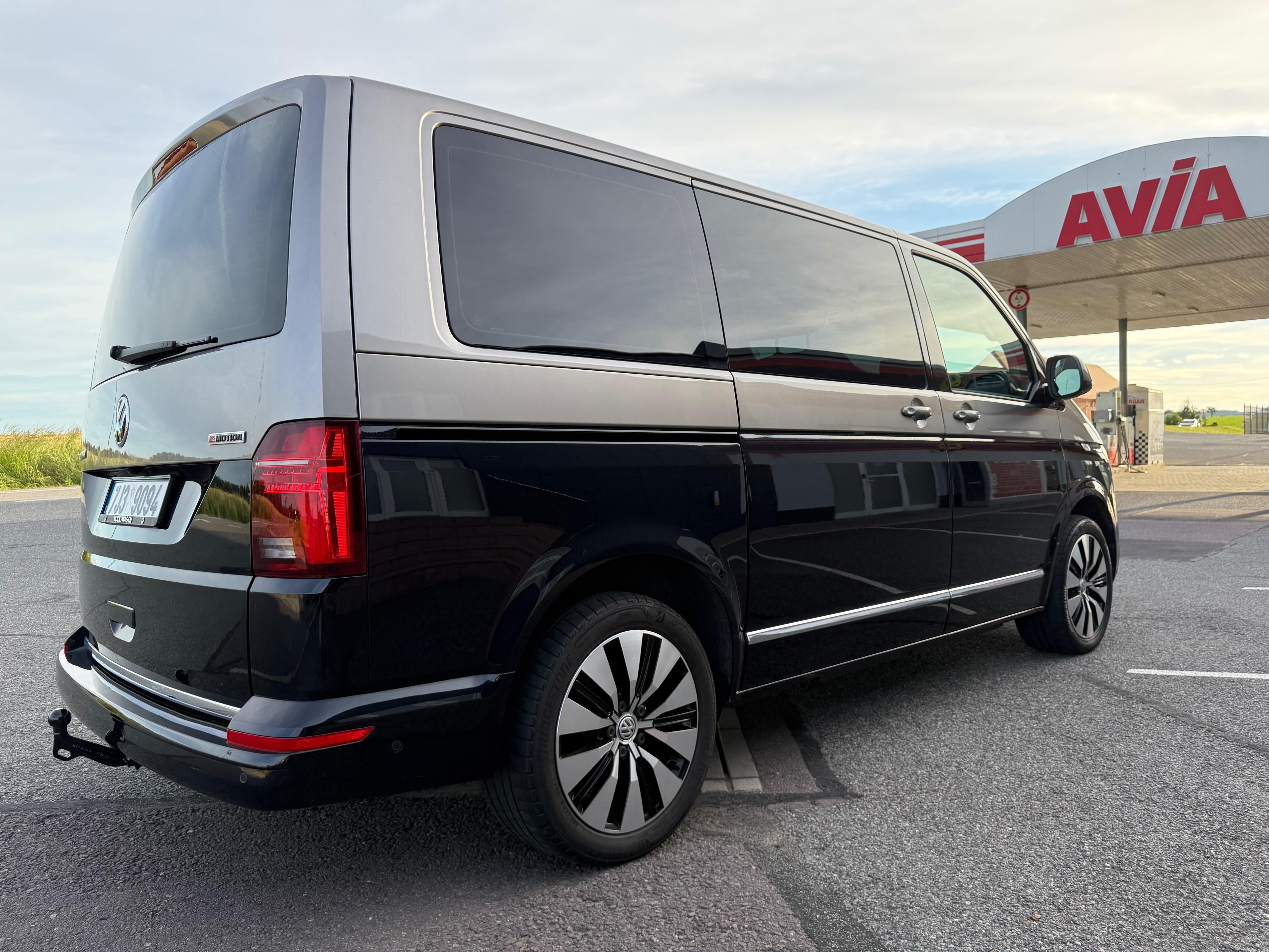 Volkswagen Multivan, 2.0 TDI DSG 4Motion Highline - fotka 5