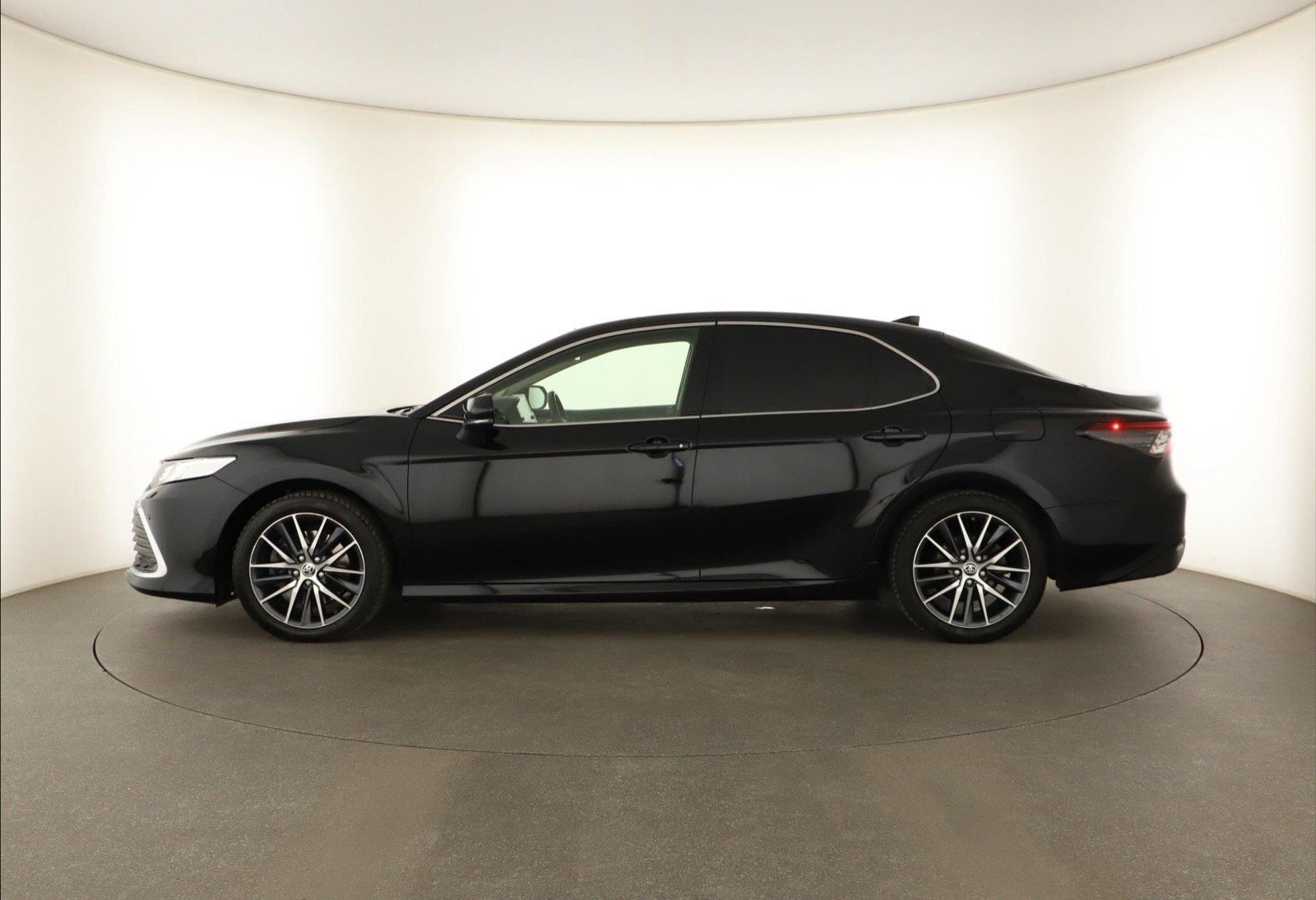 Toyota Camry, 2.5 Hybrid, Automat - fotka 3