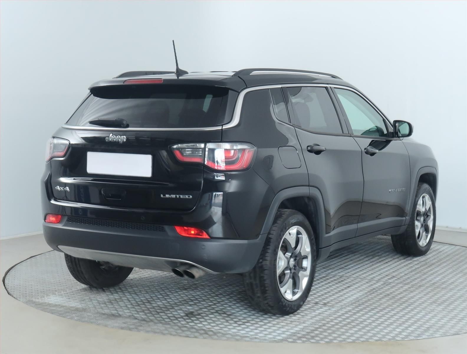 Jeep Compass, 1.4 MultiAir, 4X4, Automat - fotka 5