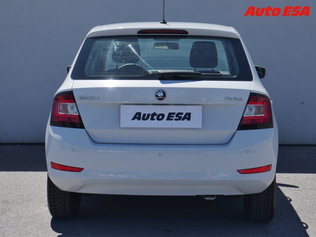 Škoda Fabia, 1.0i - fotka 5