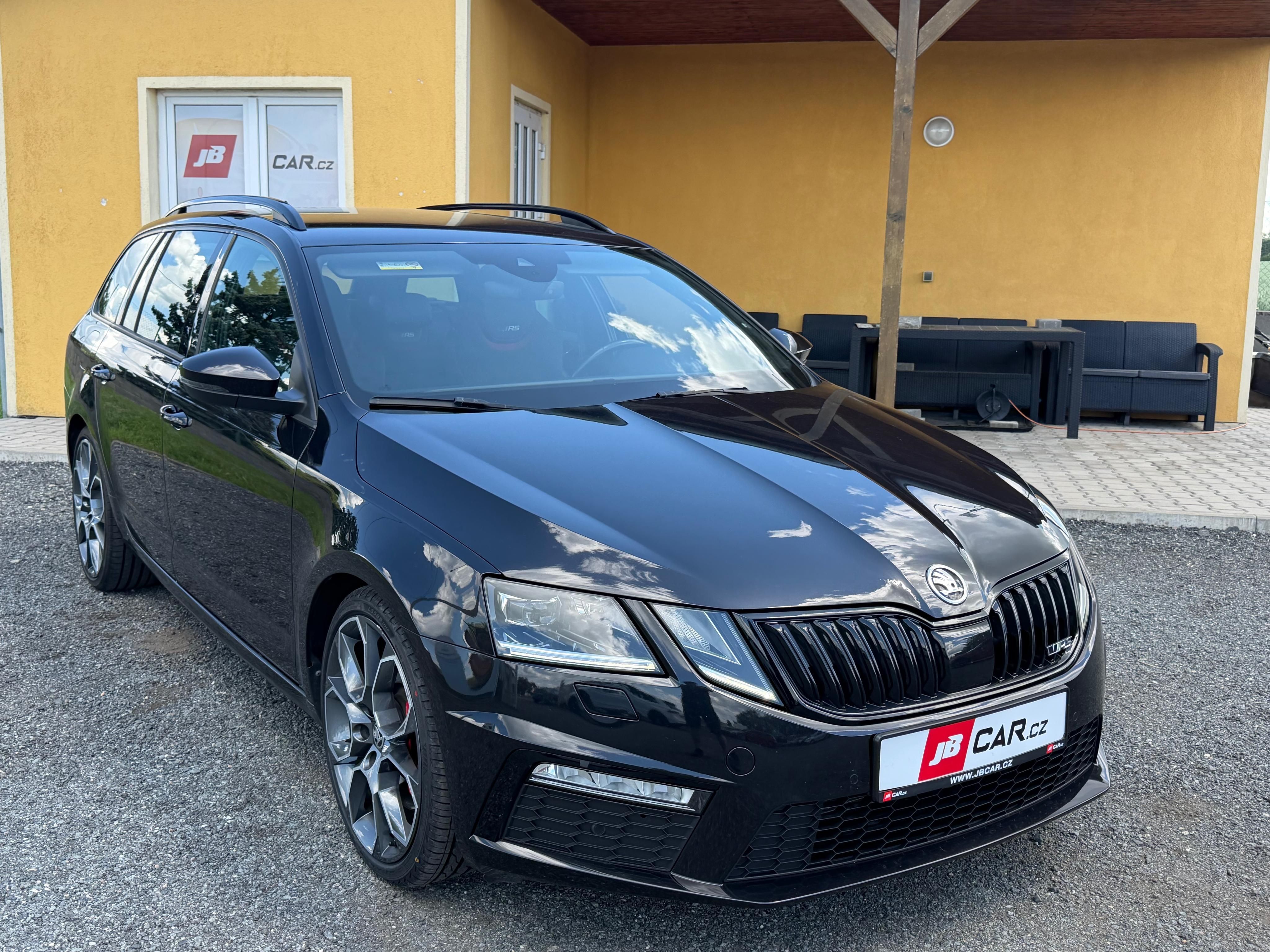 Škoda Octavia, RS 245 2.0 TSI 180KW