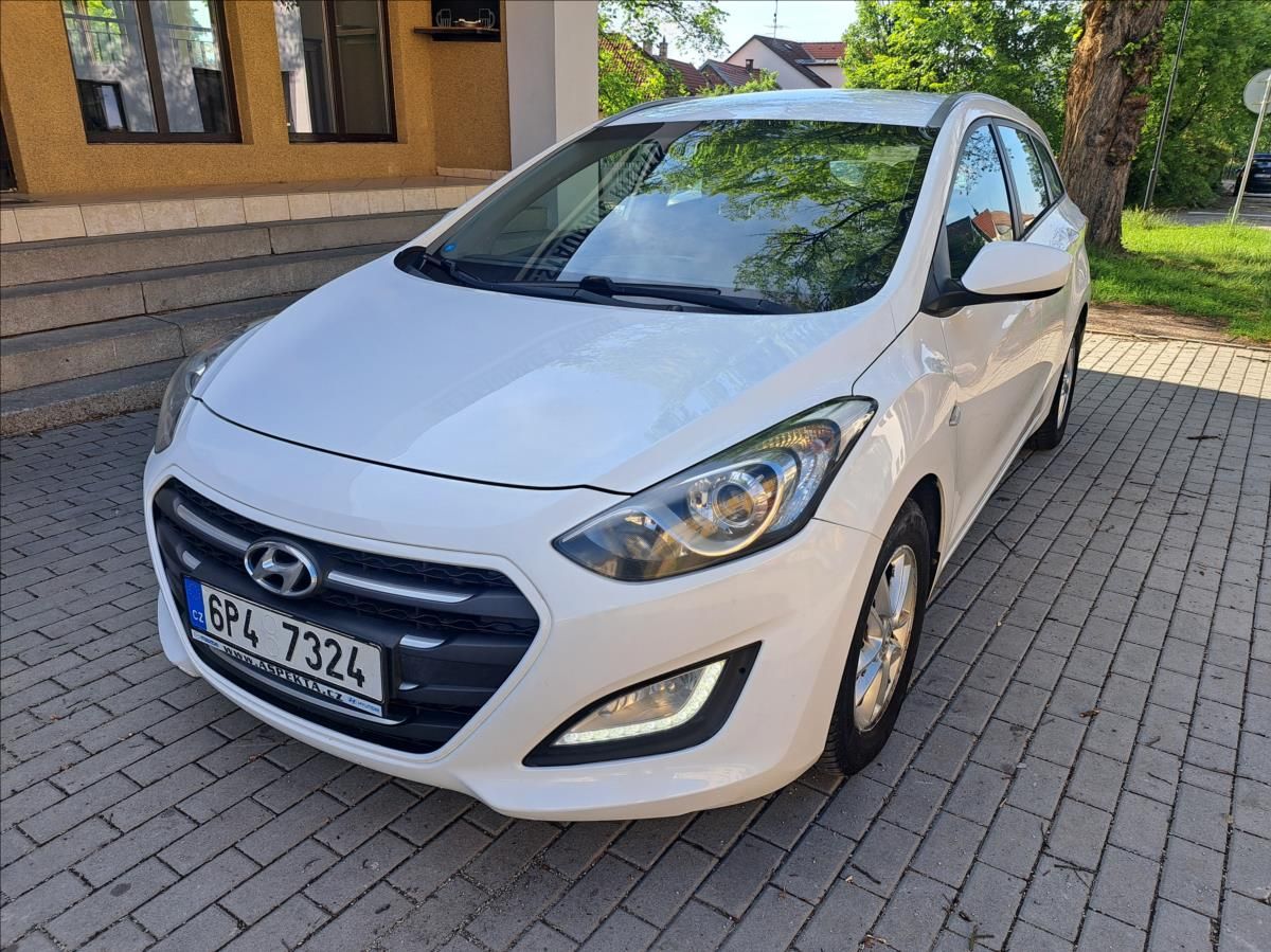 Hyundai i30, 1,6 CRDI 16V - fotka 3