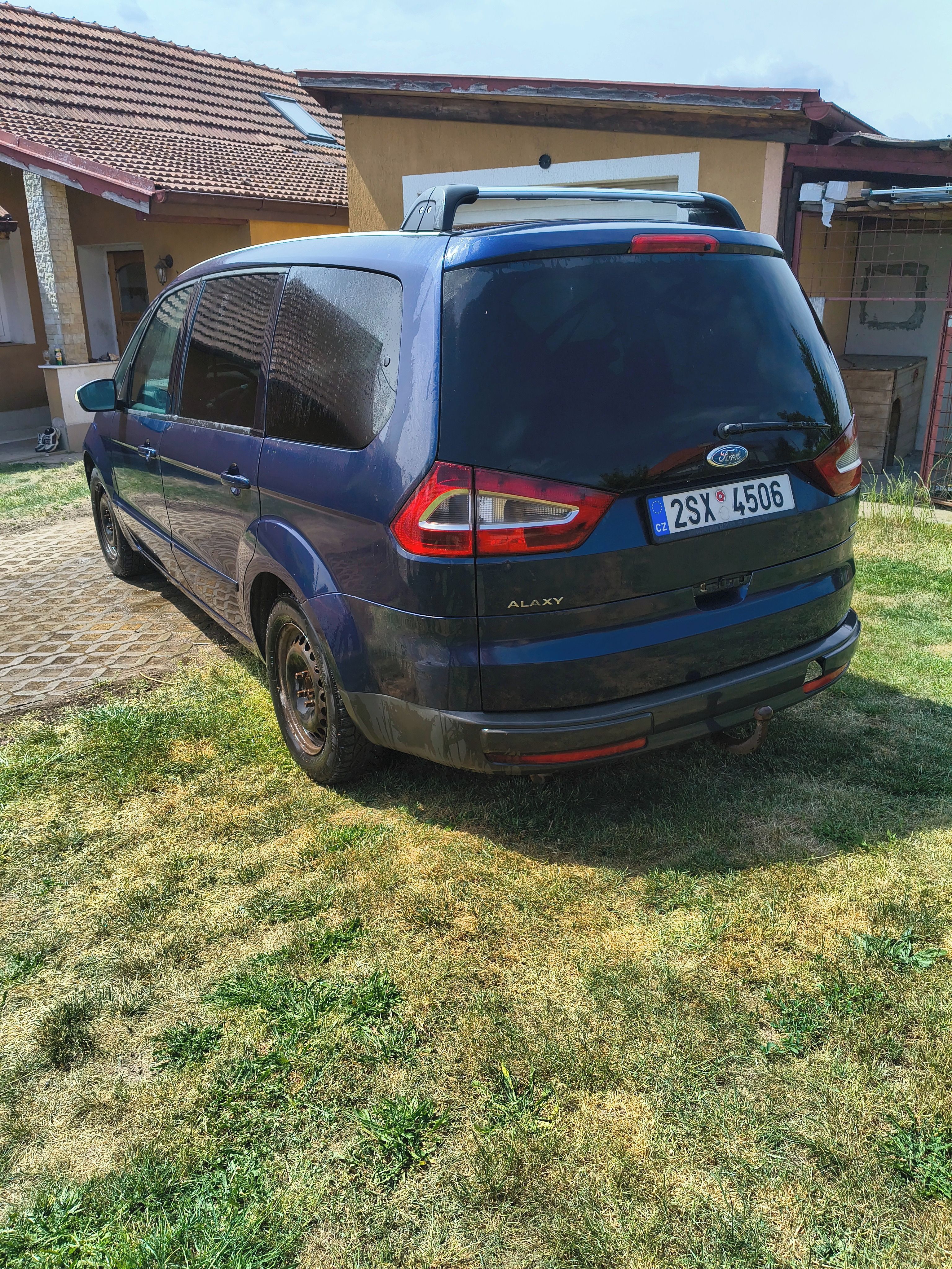 Ford Galaxy - fotka 2