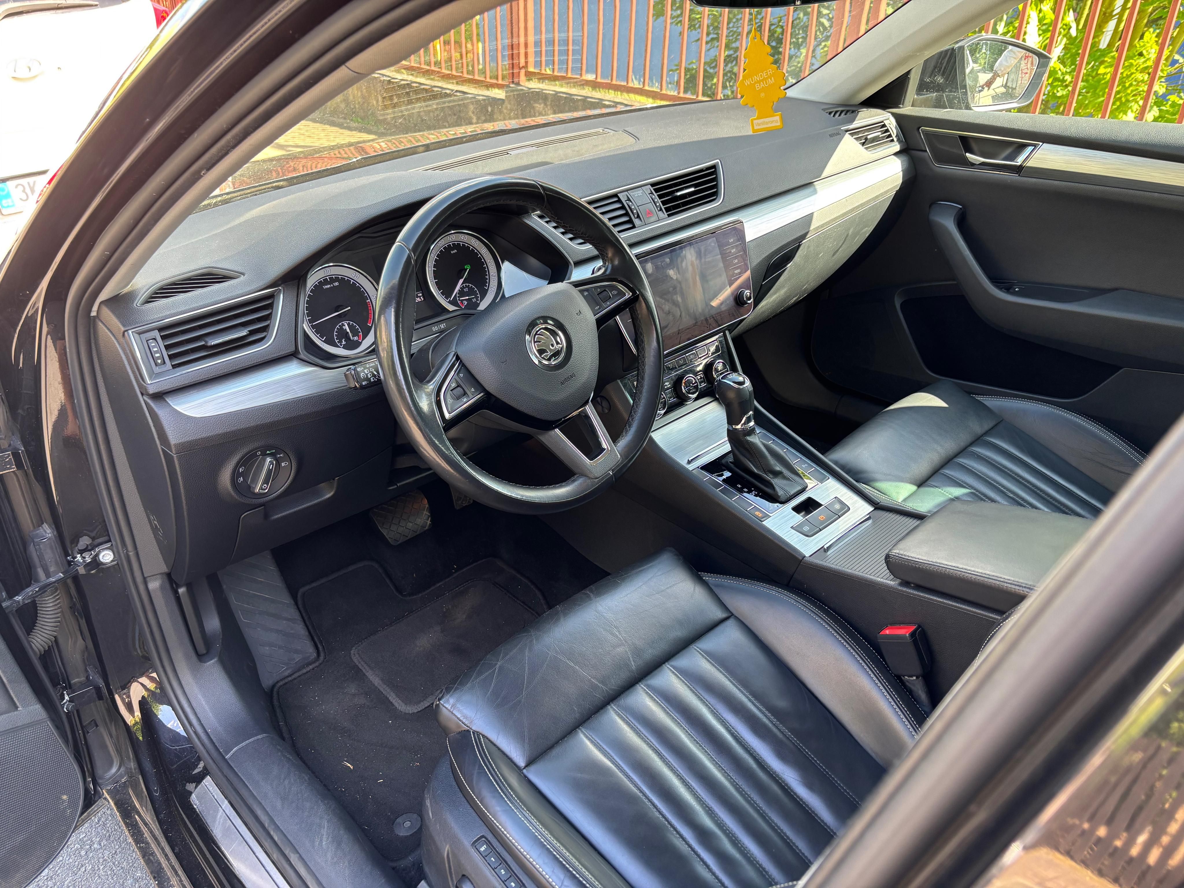 Škoda Superb, 1,6 TDI - fotka 6