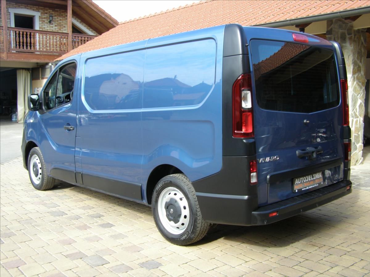 Renault Trafic, 1,6   OPEL VIVARO CDTI 89KW - fotka 3