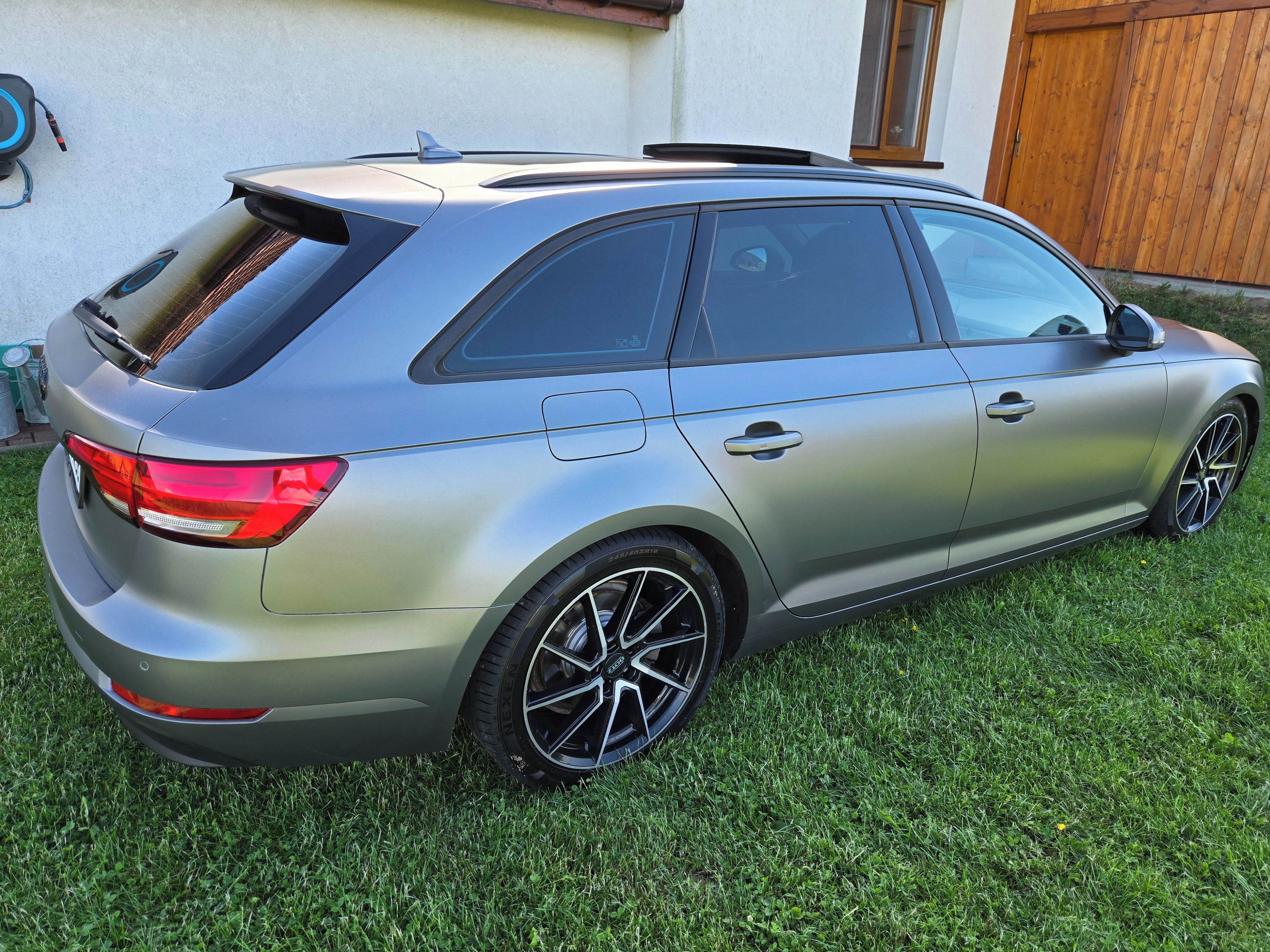 Audi A4 Avant, 2.0 TDI 140kw, DSG, 193tkm - fotka 4