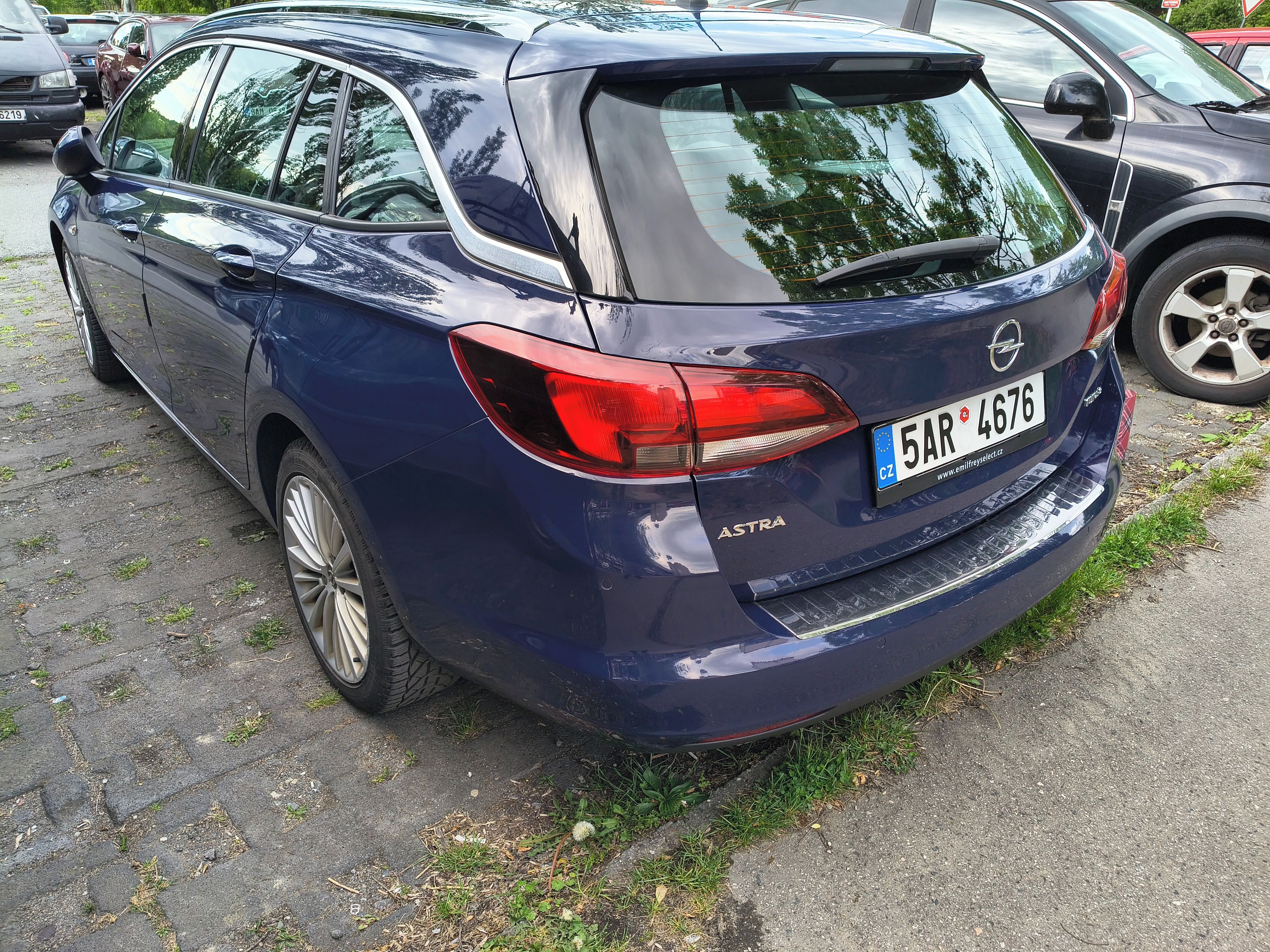 Opel Astra, Opel Astra 1,4T 110kW novation - fotka 4