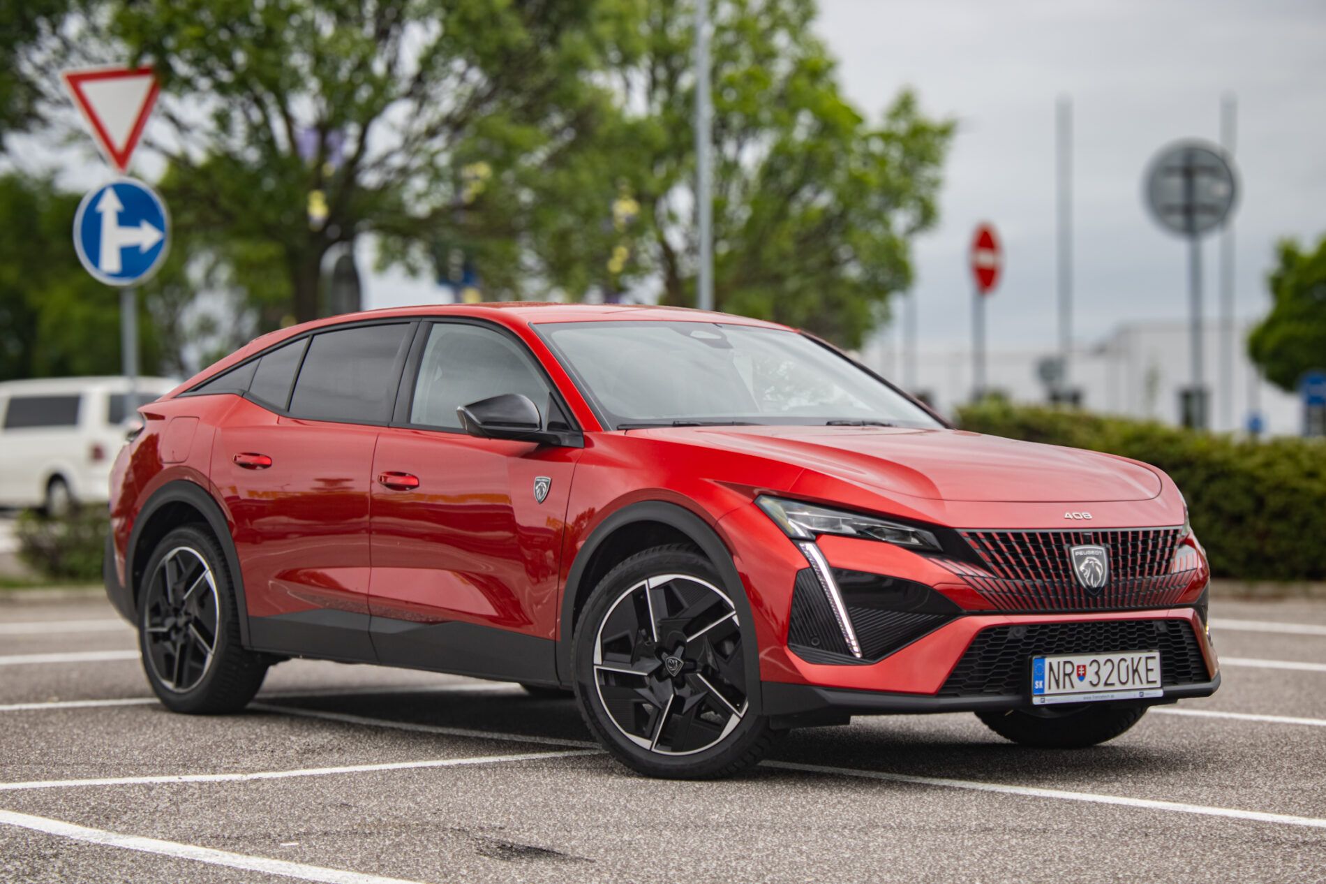 Peugeot 408 - fotka 3