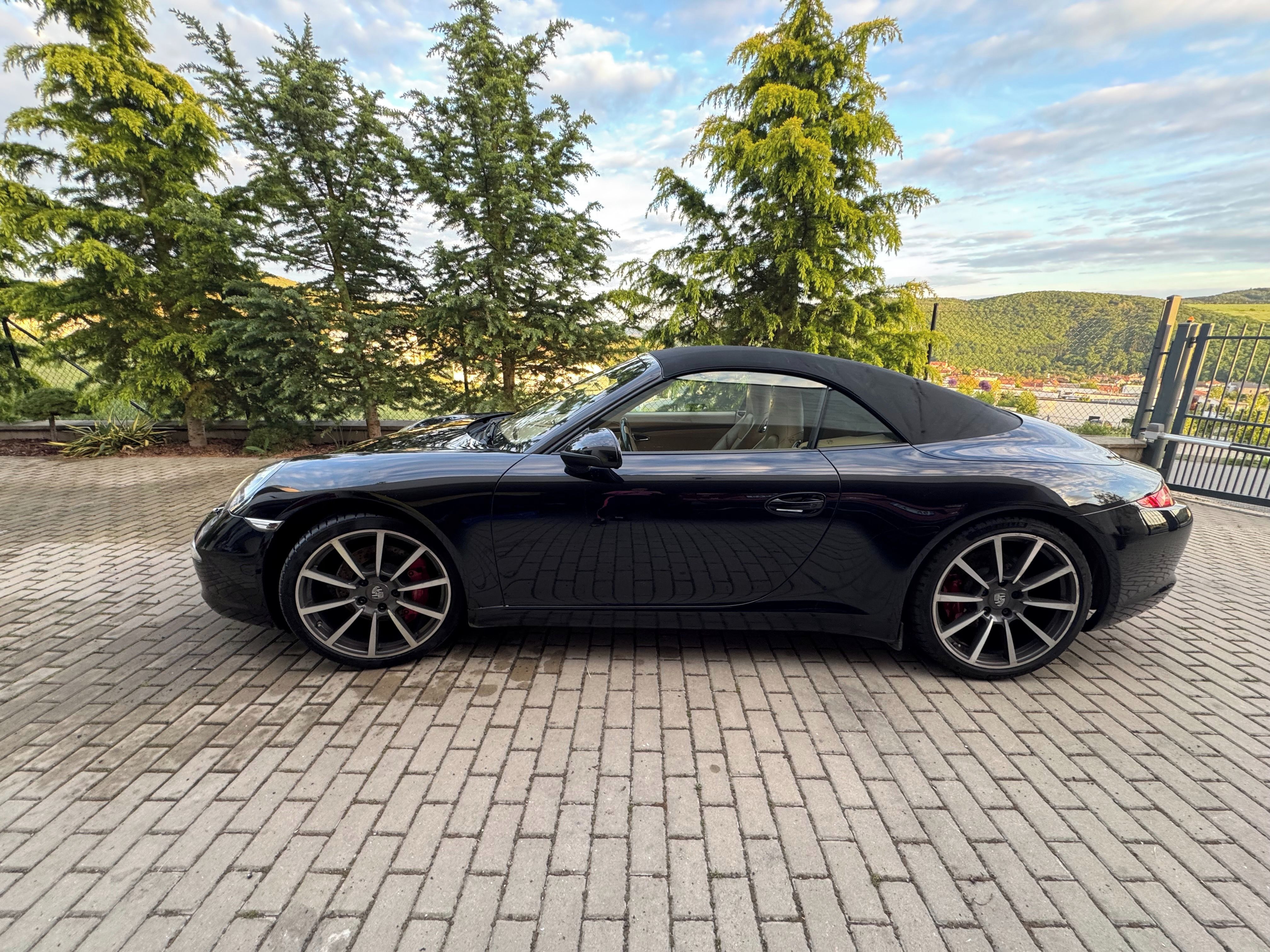 Porsche 911 - fotka 3