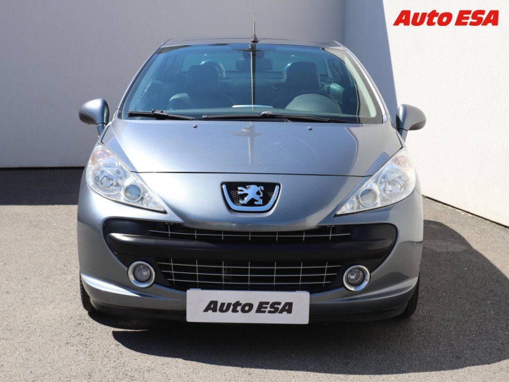 Peugeot 207, 1.6i - fotka 2