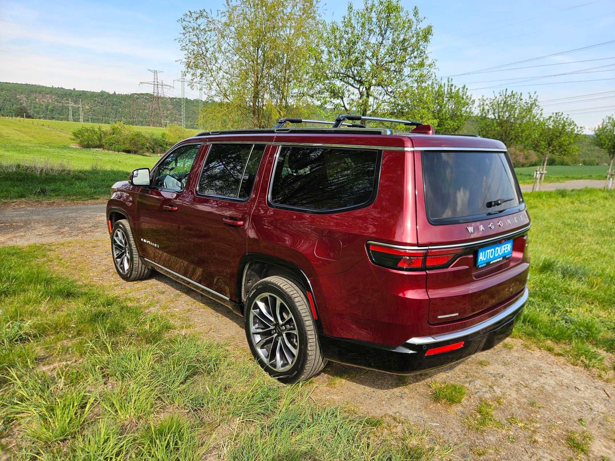 Jeep Wagoneer, 5,7 V8 Series III 8míst, DPH - fotka 5