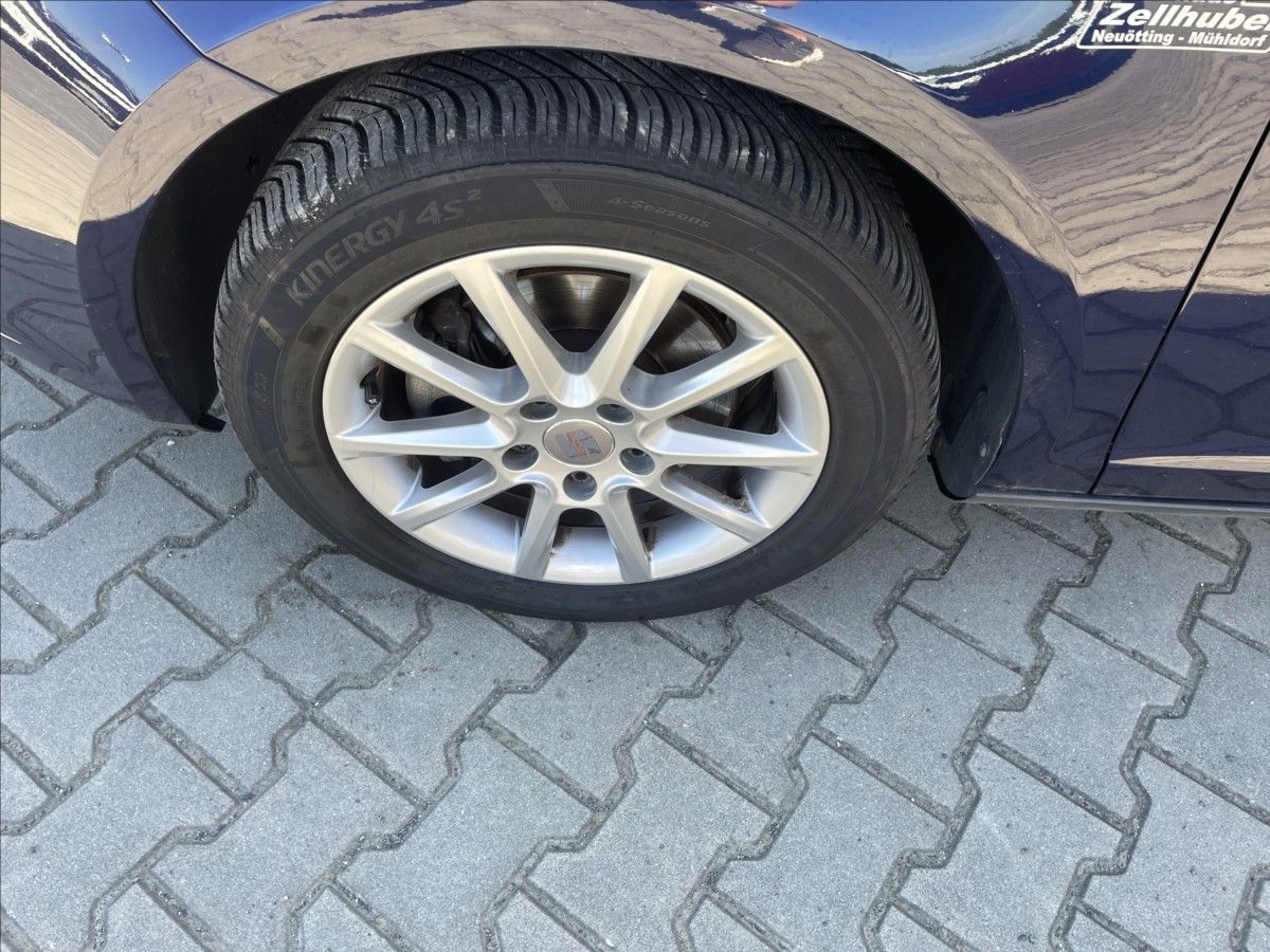 Seat Altea, 2,0 TDI DSG 1.MAJITEL 117460 K - fotka 6