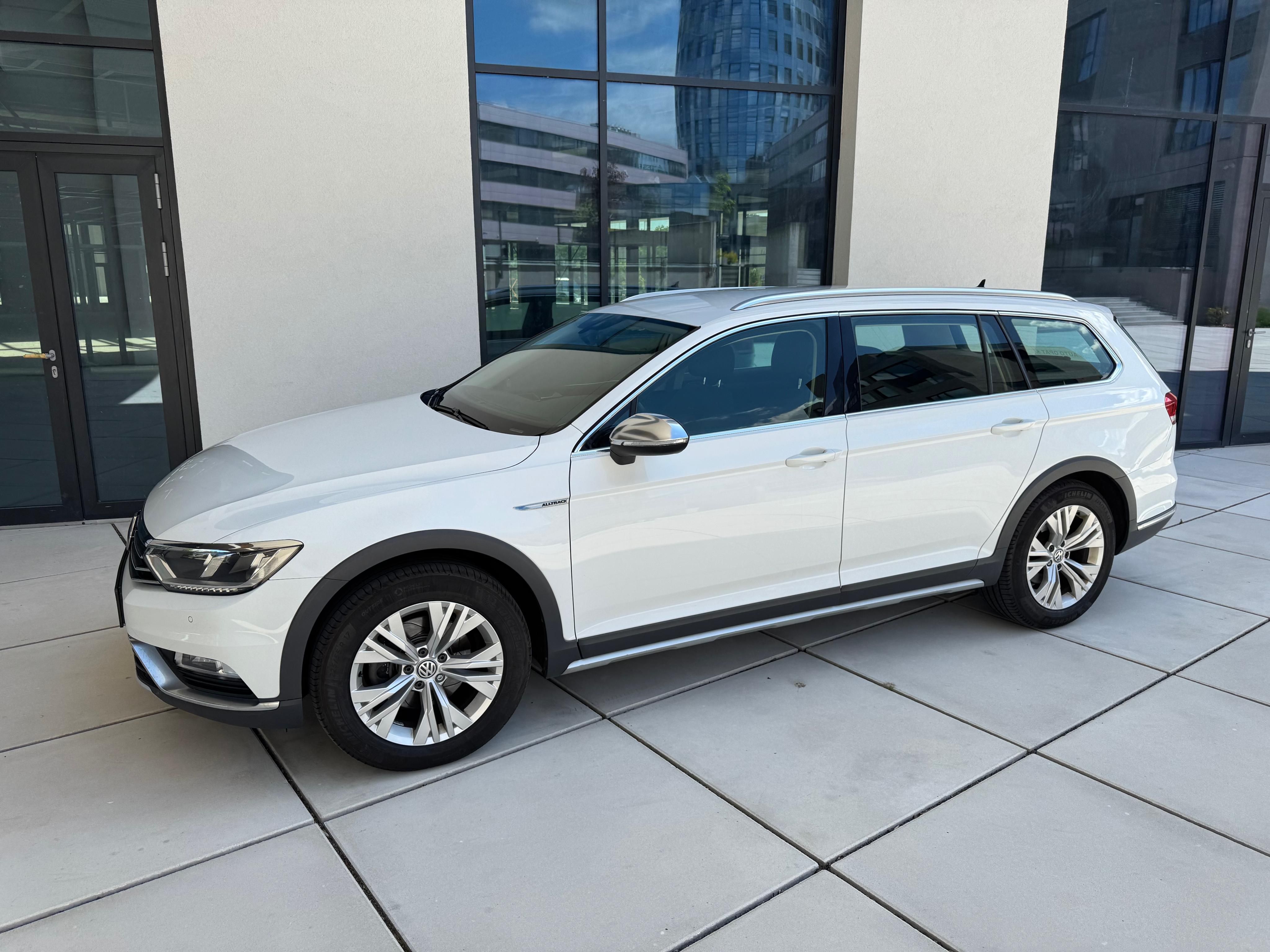 Volkswagen Passat Variant, ALLTRACK 140kW 4x4 ČR 1MAJITEL - fotka 4