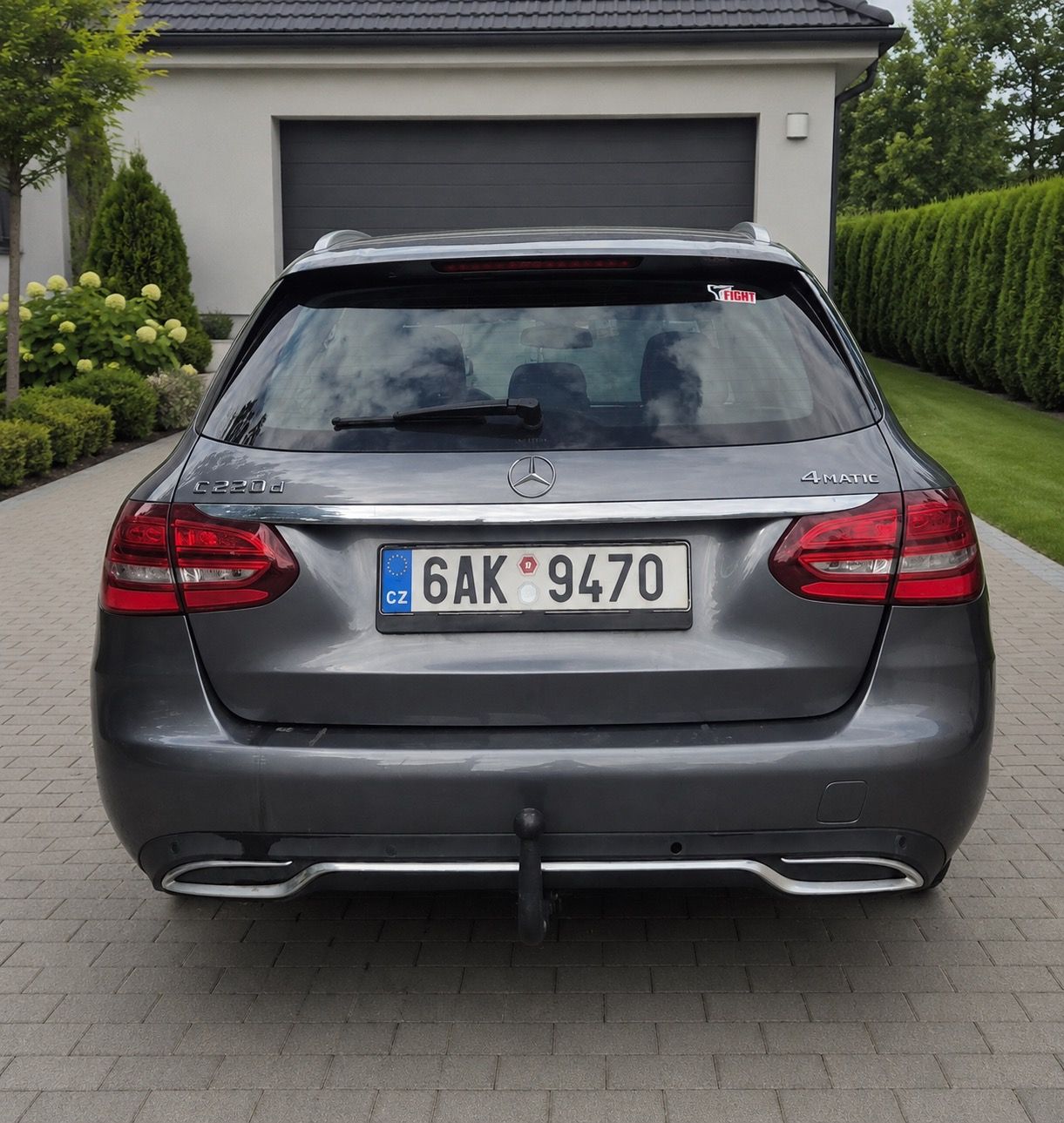 Mercedes-Benz Třídy C, Mercedes-Benz C 220 d 4MATIC - fotka 4
