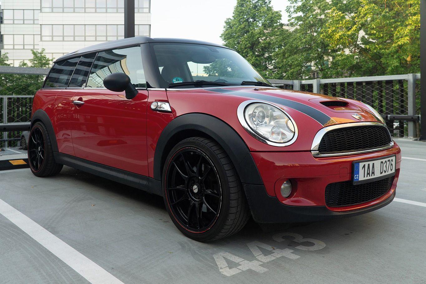 Mini Clubman, S 1.6i (128 kW) - fotka 4