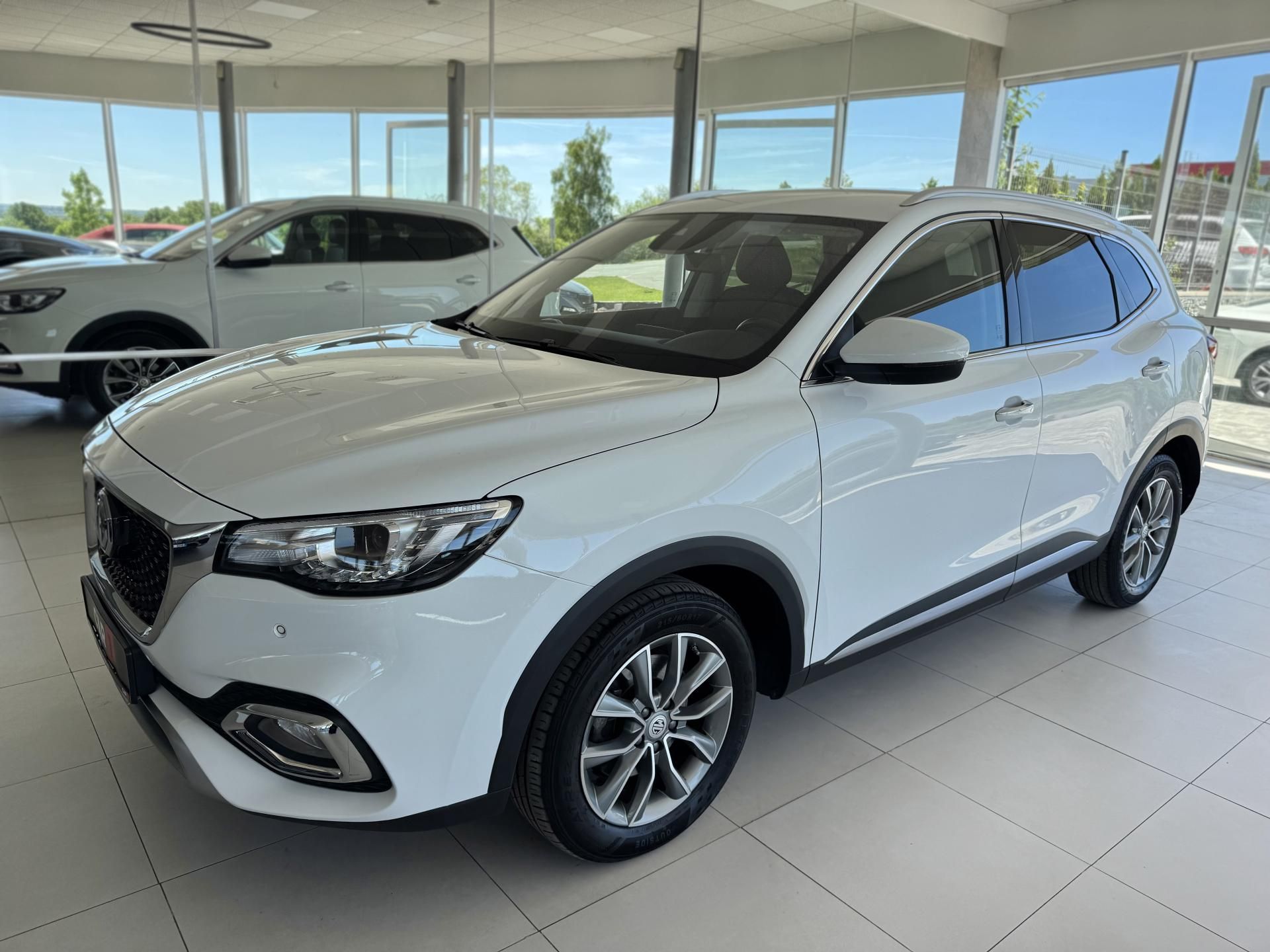 MG HS, 1,5TGI Aut.119kW*Exclusive*DPH - fotka 2