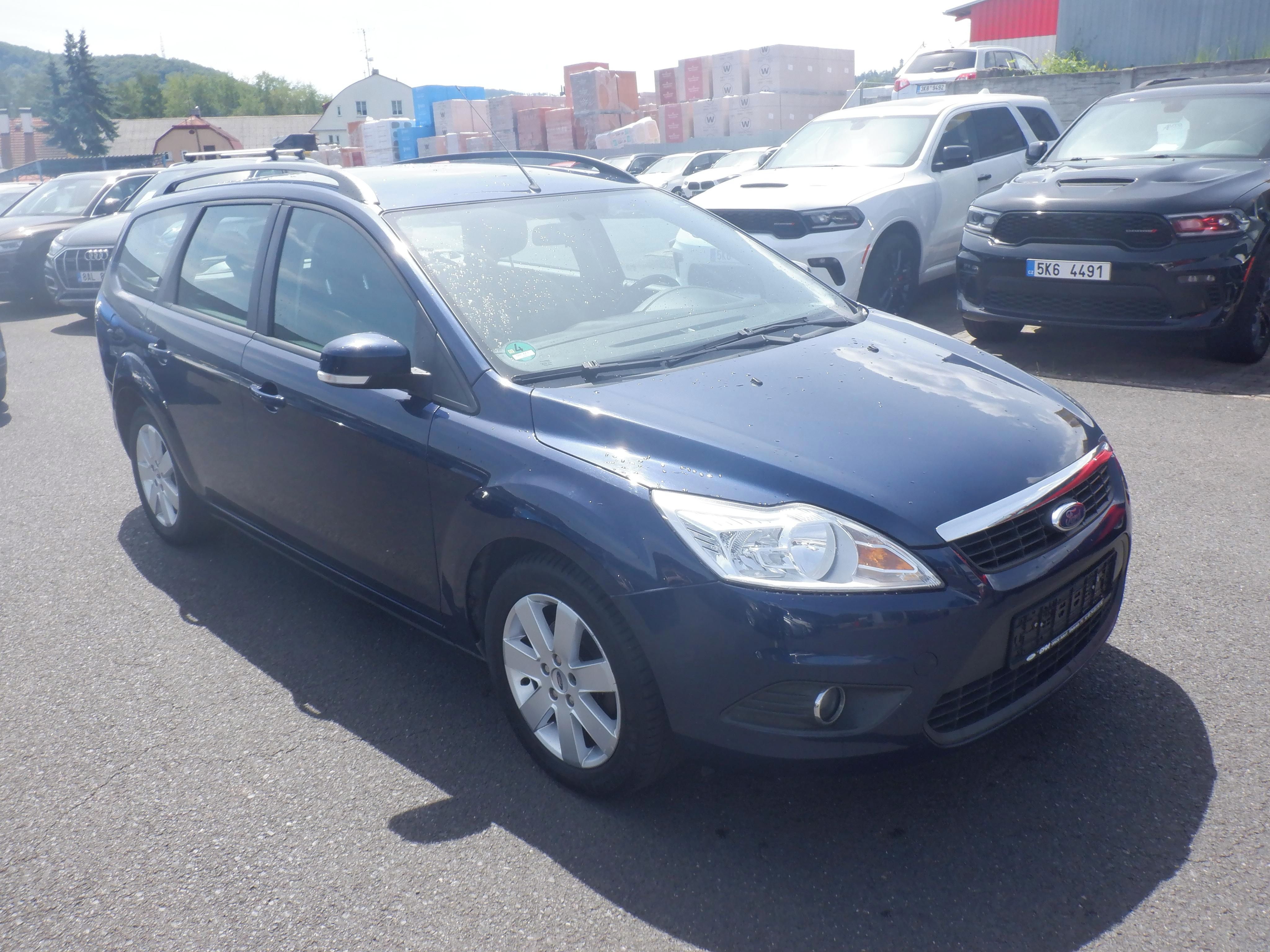 Ford Focus, 1.6i 74kW - fotka 3