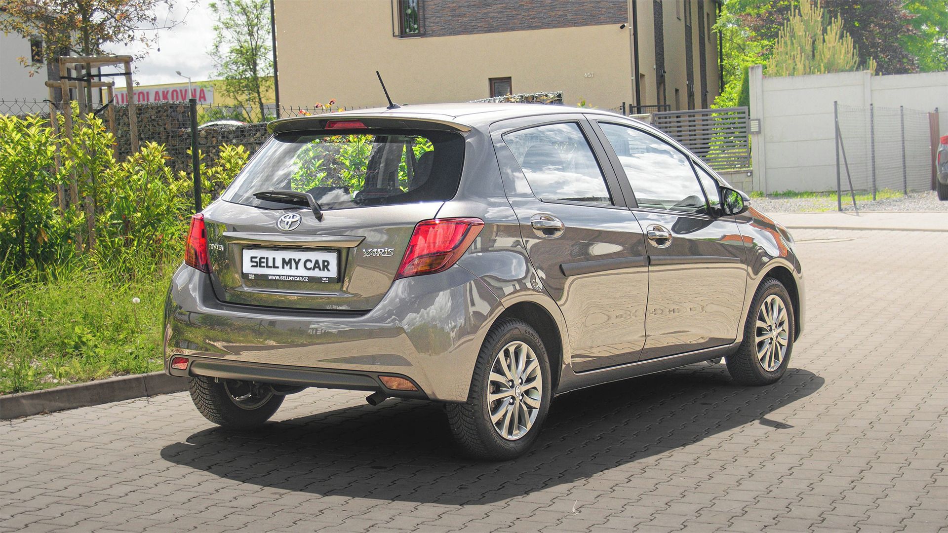 Toyota Yaris, 1,3/73kW ČR 1Maj Automat 40tkm - fotka 5