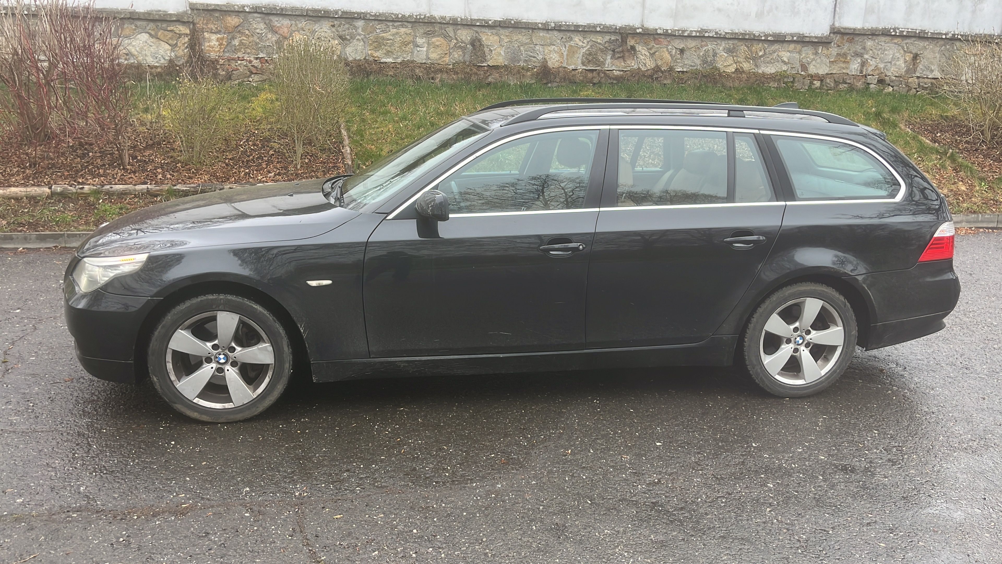 BMW Řada 5, BMW 525xd E61 - fotka 3
