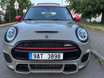 John cooper works VÝBAVA