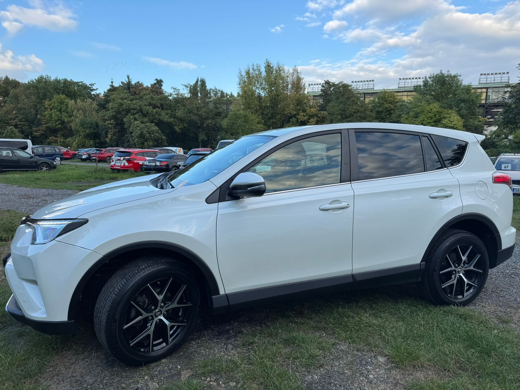 Toyota Rav4 - fotka 2