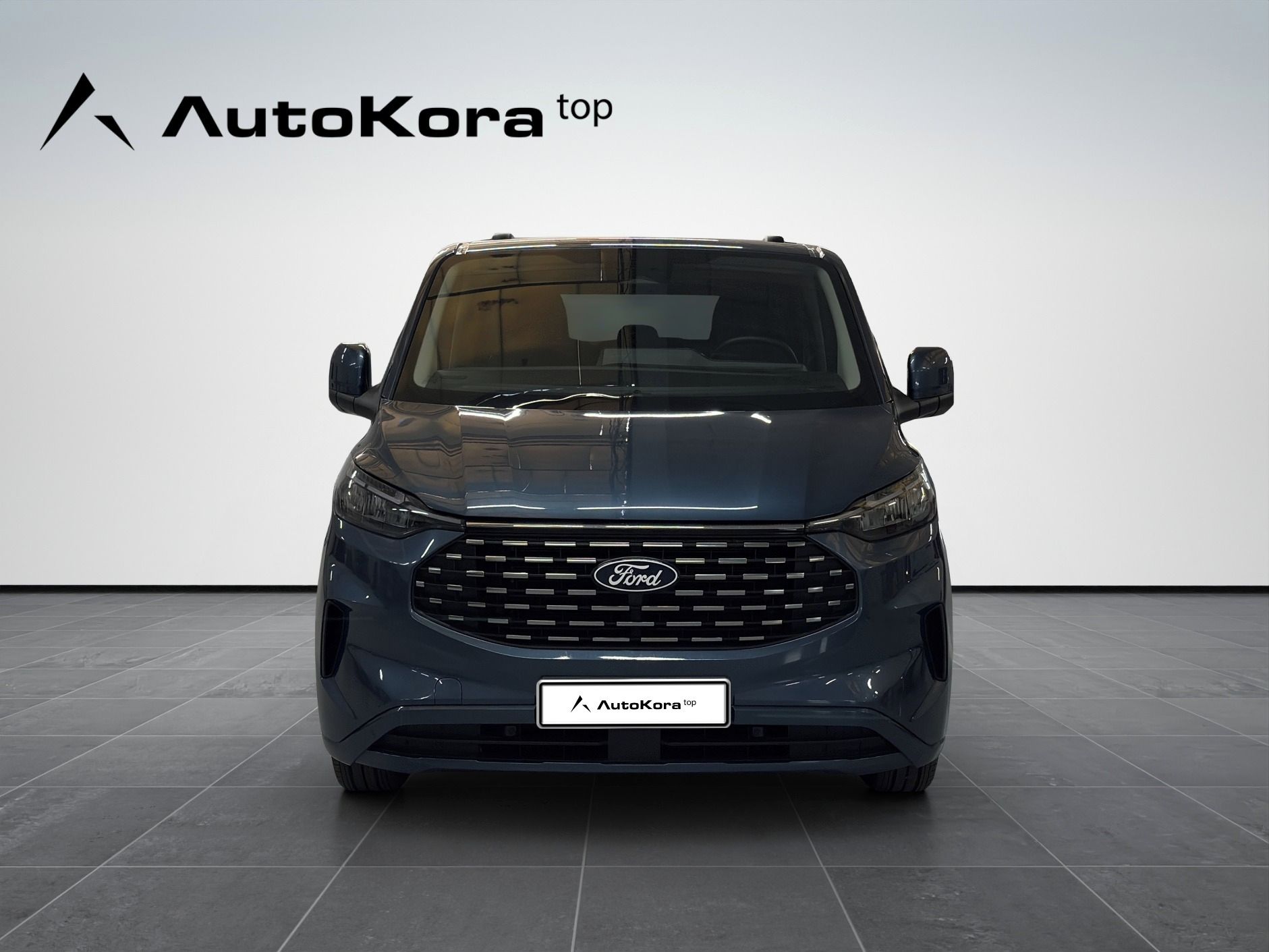 Ford Tourneo Custom, 2,0 EcoBlue Titanium L1 - fotka 2