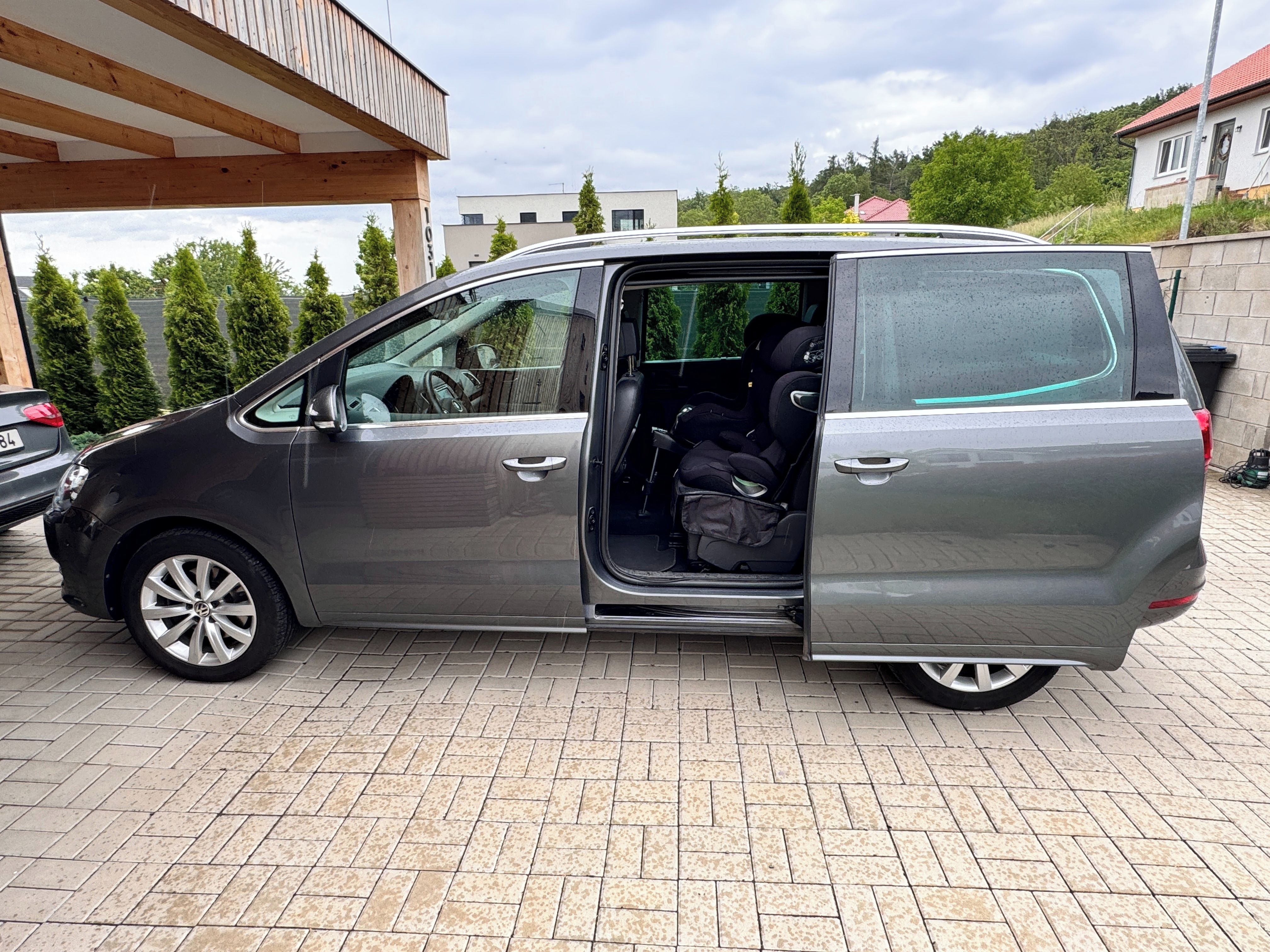 Volkswagen Sharan, VW Sharan 1.4 TSI Highline DSG - fotka 4