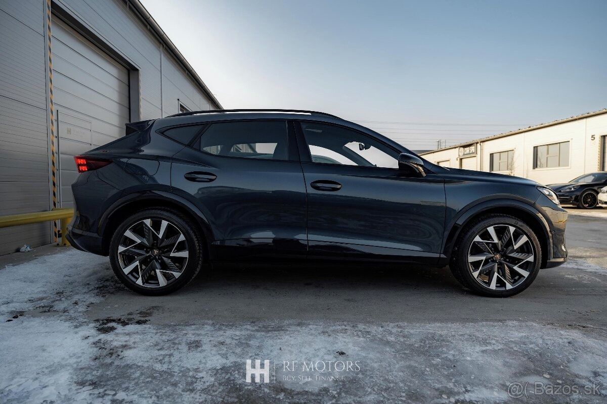 Cupra Formentor, VZ333 , PANO, 360 Kamera - fotka 4