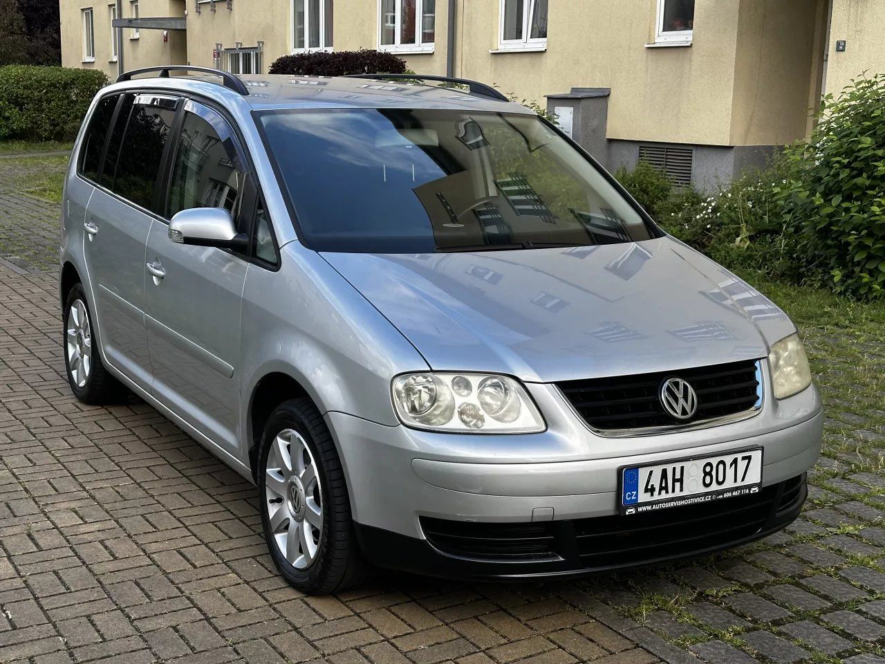 Volkswagen Touran, 1.9TDI 74kW Tažné CarPlay Navi - fotka 3
