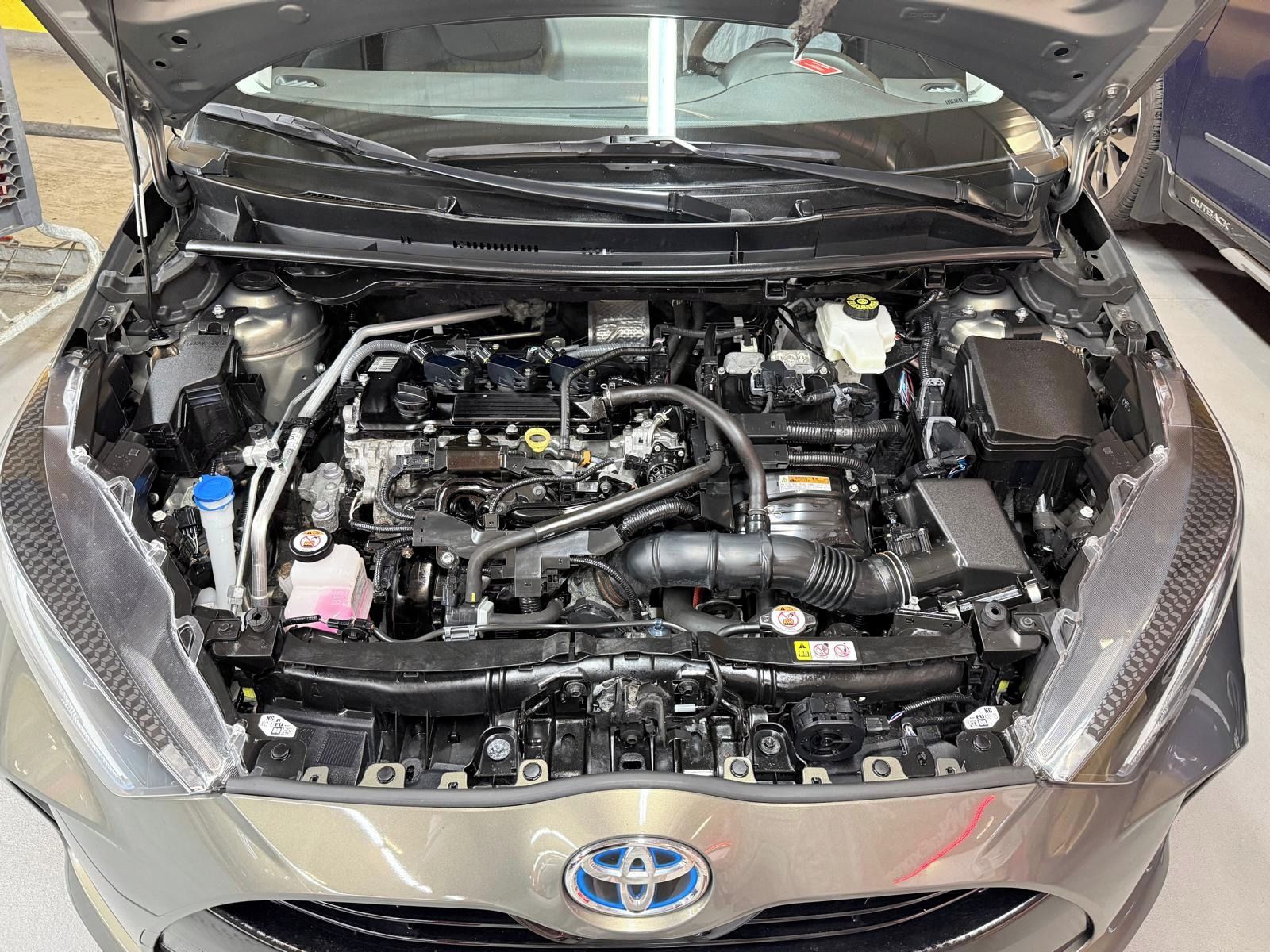 Toyota Yaris, Toyota Yaris Hybrid 1.5 e-CVT - fotka 6