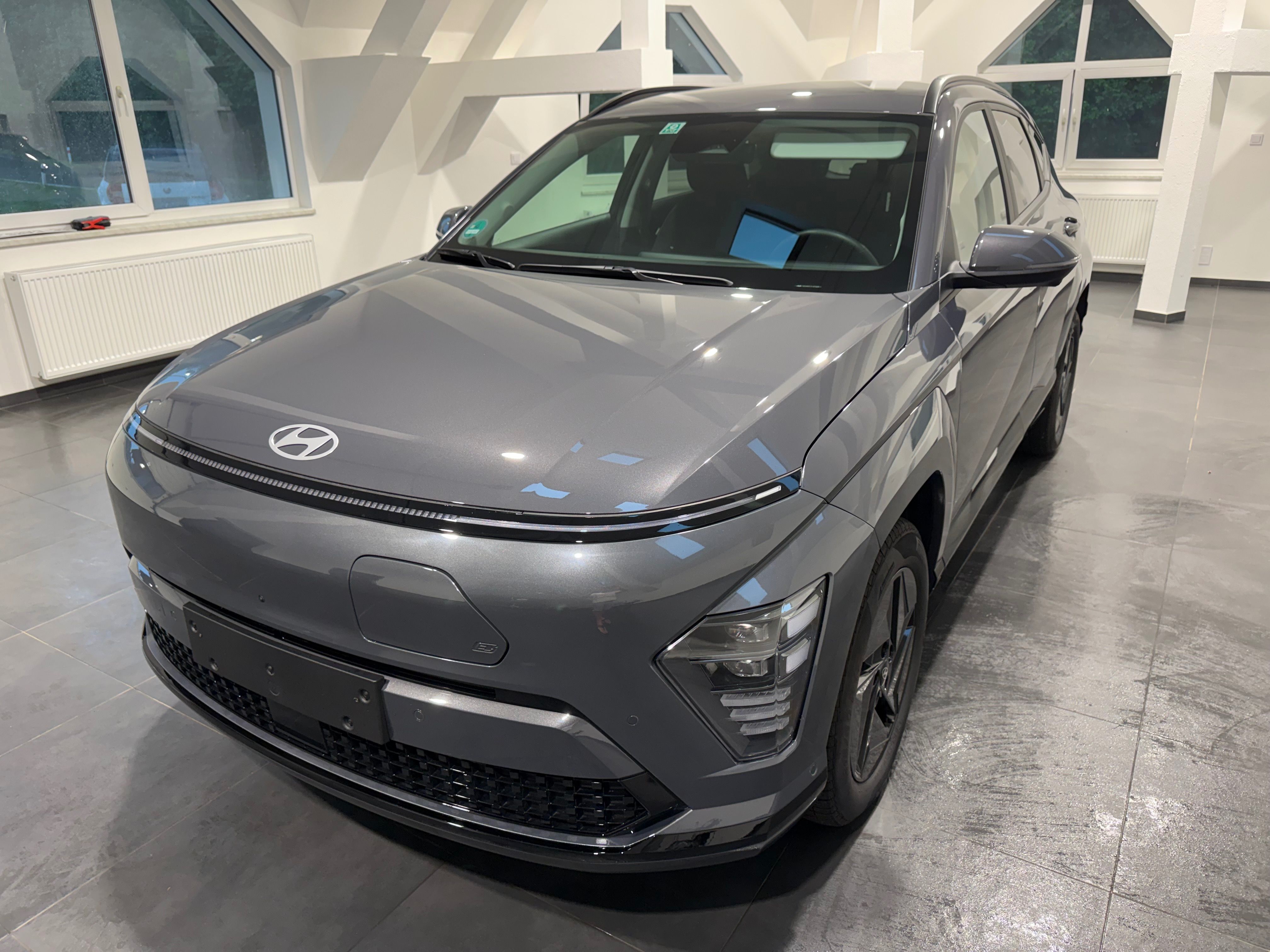 Hyundai Kona, Electric TREND 2WD 150kw/204 - fotka 4