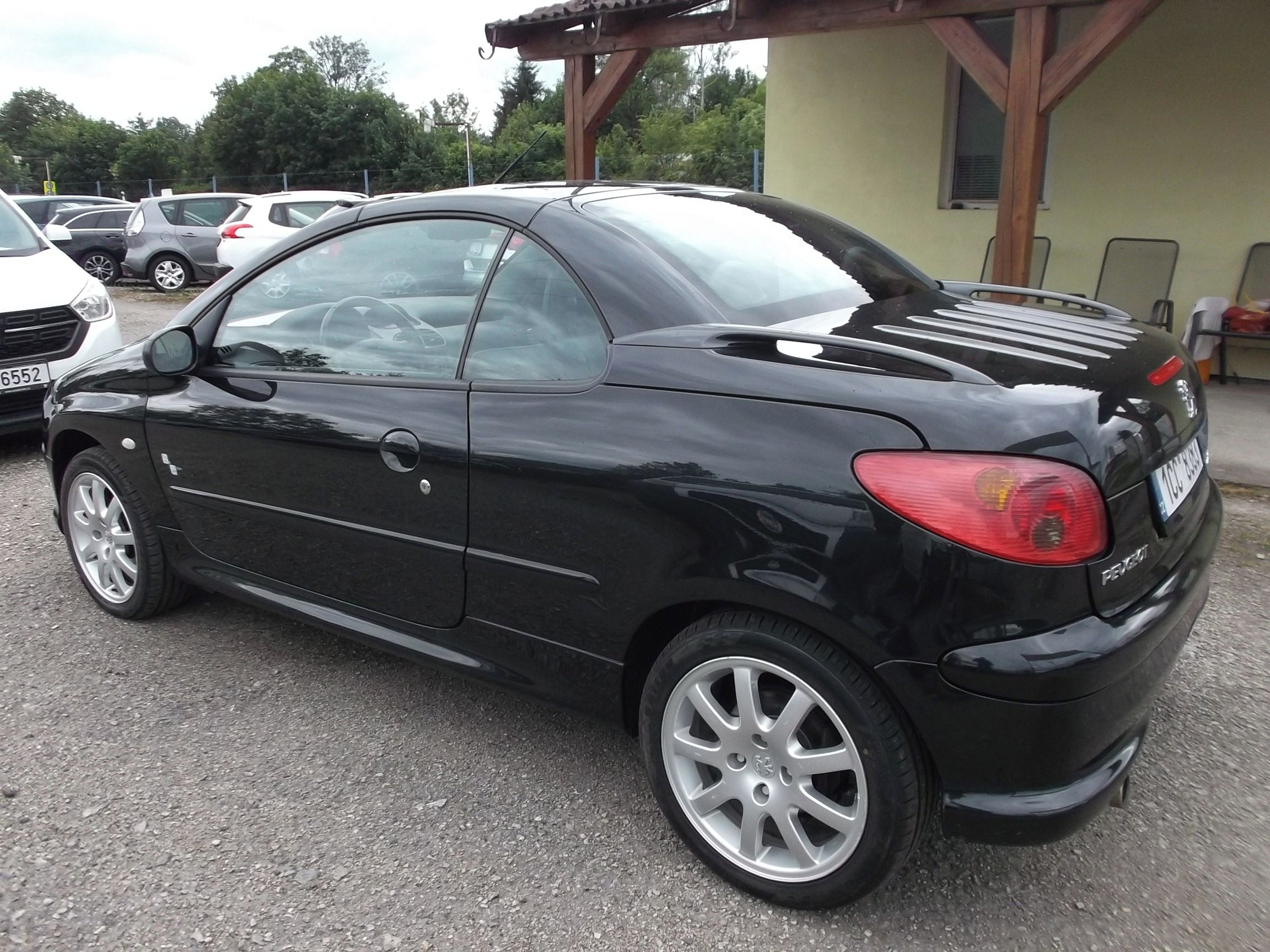 Peugeot 206, 1.6 i 16V Cabrio - fotka 2