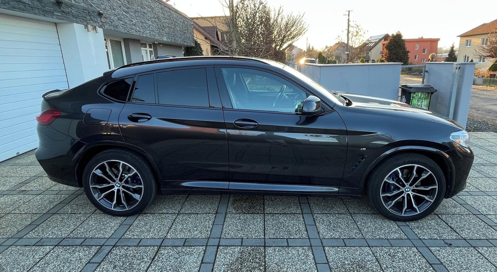 BMW X4, 30d xDrive Mpaket,tažné, DPH - fotka 3